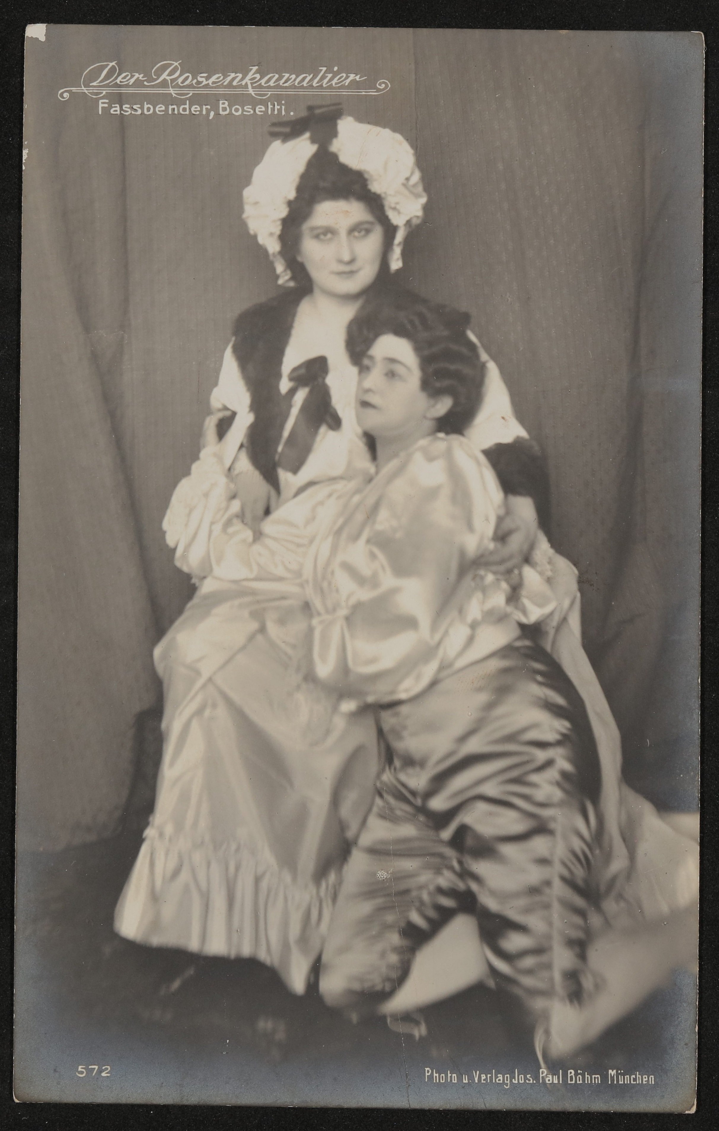 Hermine Bosetti als Octavian und Zdenka Faßbender als Marschallin in "Der Rosenkavalier in München (1911?) (Freies Deutsches Hochstift / Frankfurter Goethe-Museum CC BY-NC-SA)