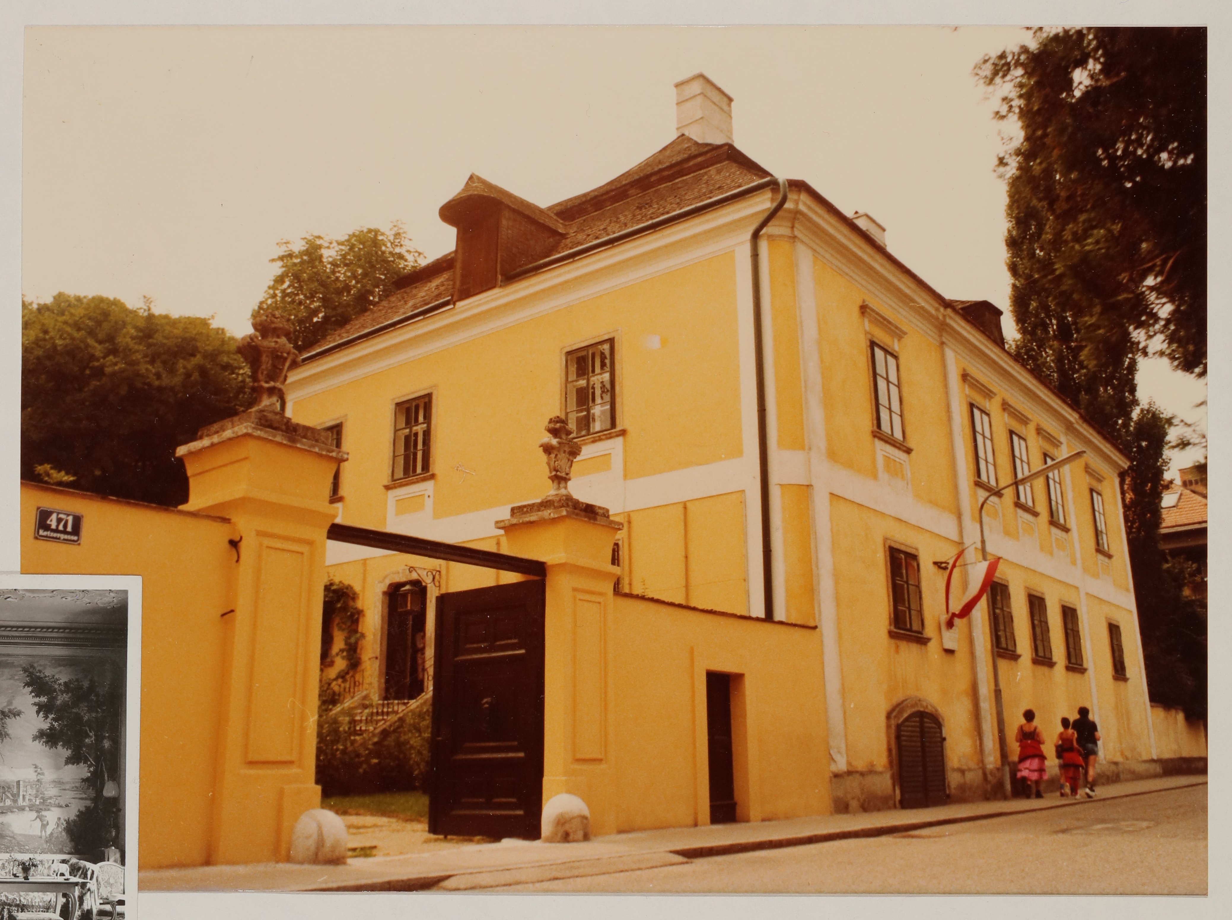 Hofmannsthals Haus in Rodaun, Ansicht von der Straße (Vera Graaf CC BY-NC-SA)