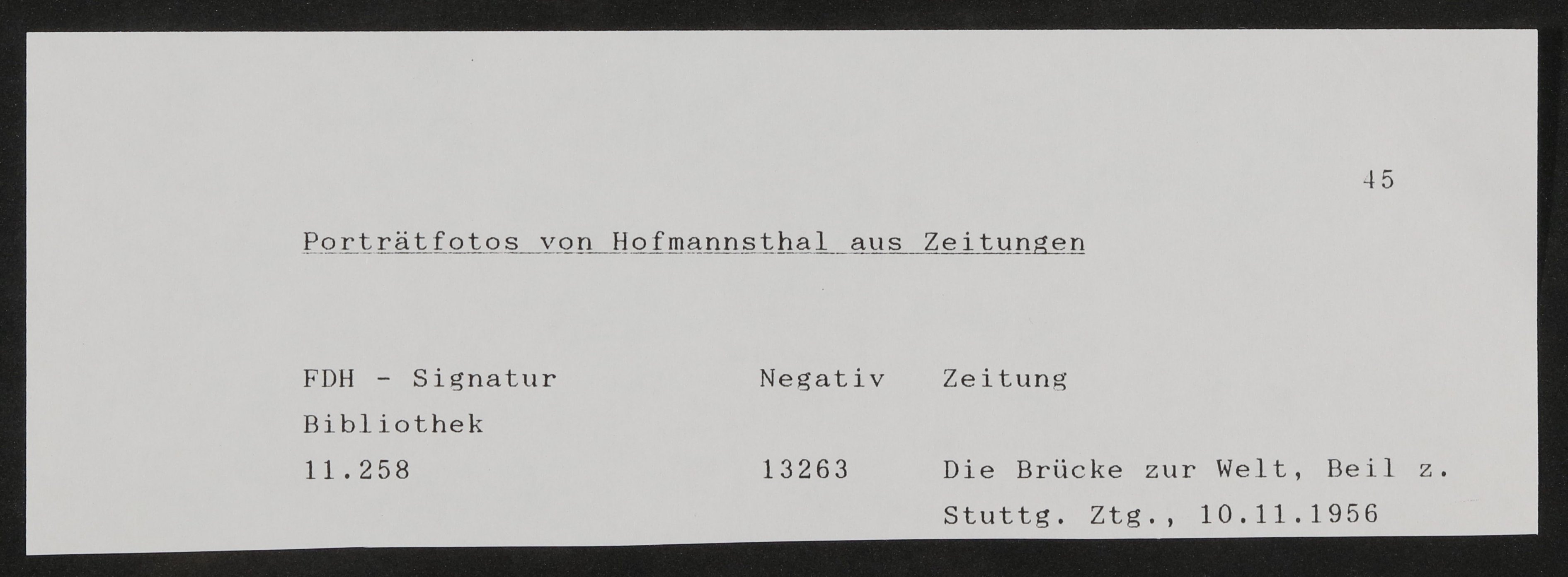 Portrait-Fotografien von Hofmannsthal aus Zeitungsausschnitten zu dessen Tod 1929 oder später (Freies Deutsches Hochstift / Frankfurter Goethe-Museum CC BY-NC-SA)