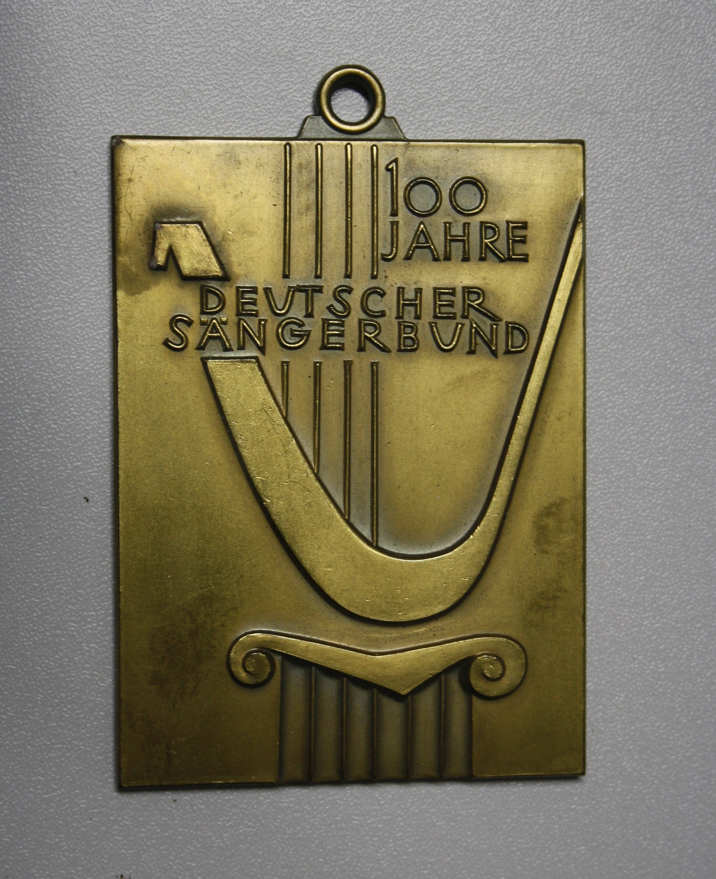 Medaille zum 15. Bundessängerfest Essen 1962, Vorderseite (Spohr Museum CC BY-NC-SA)