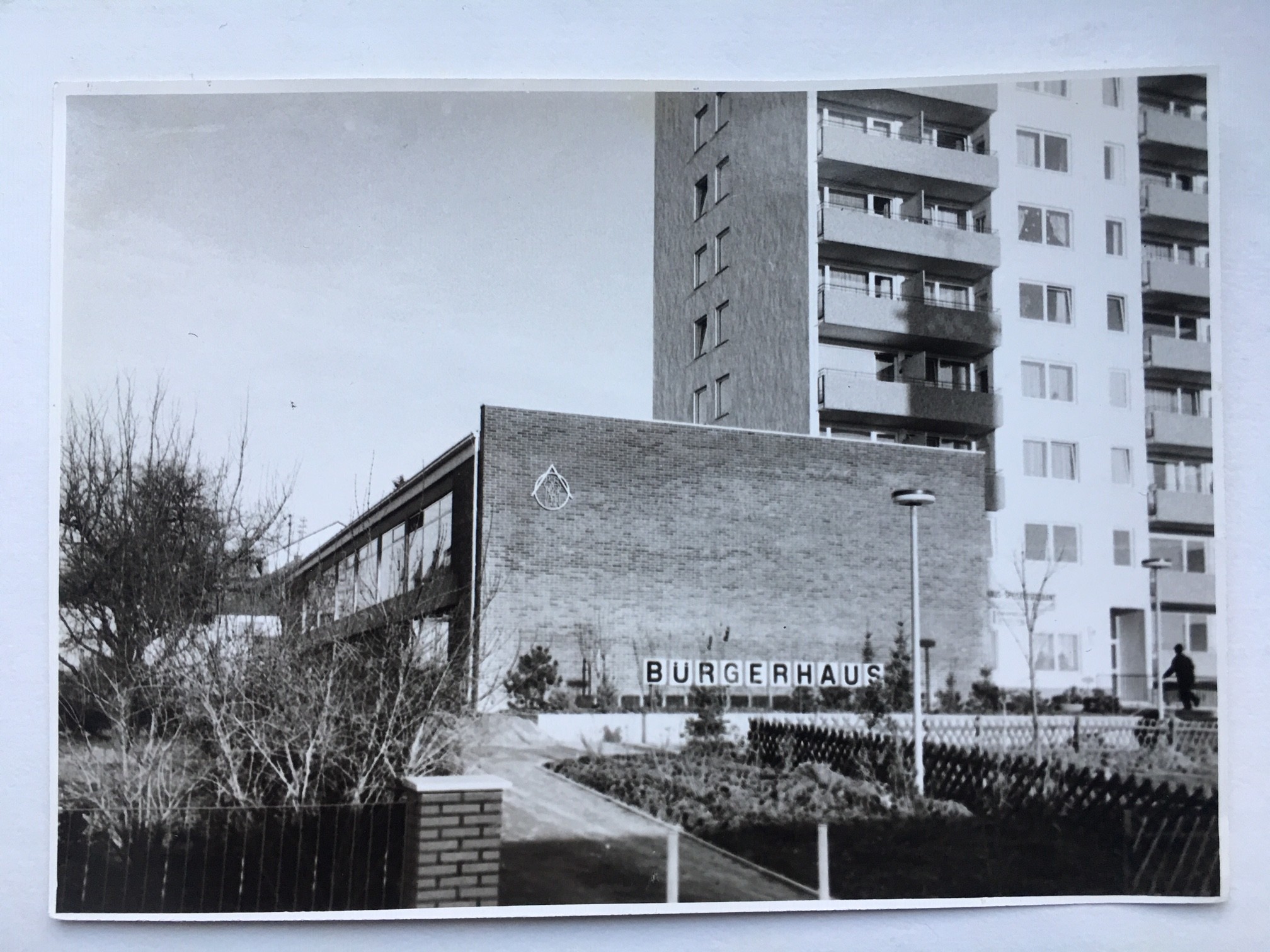 Das Bürgerhaus Steinbach, 1975 (Taunus-Rhein-Main - Regionalgeschichtliche Sammlung Dr. Stefan Naas CC BY-NC-SA)