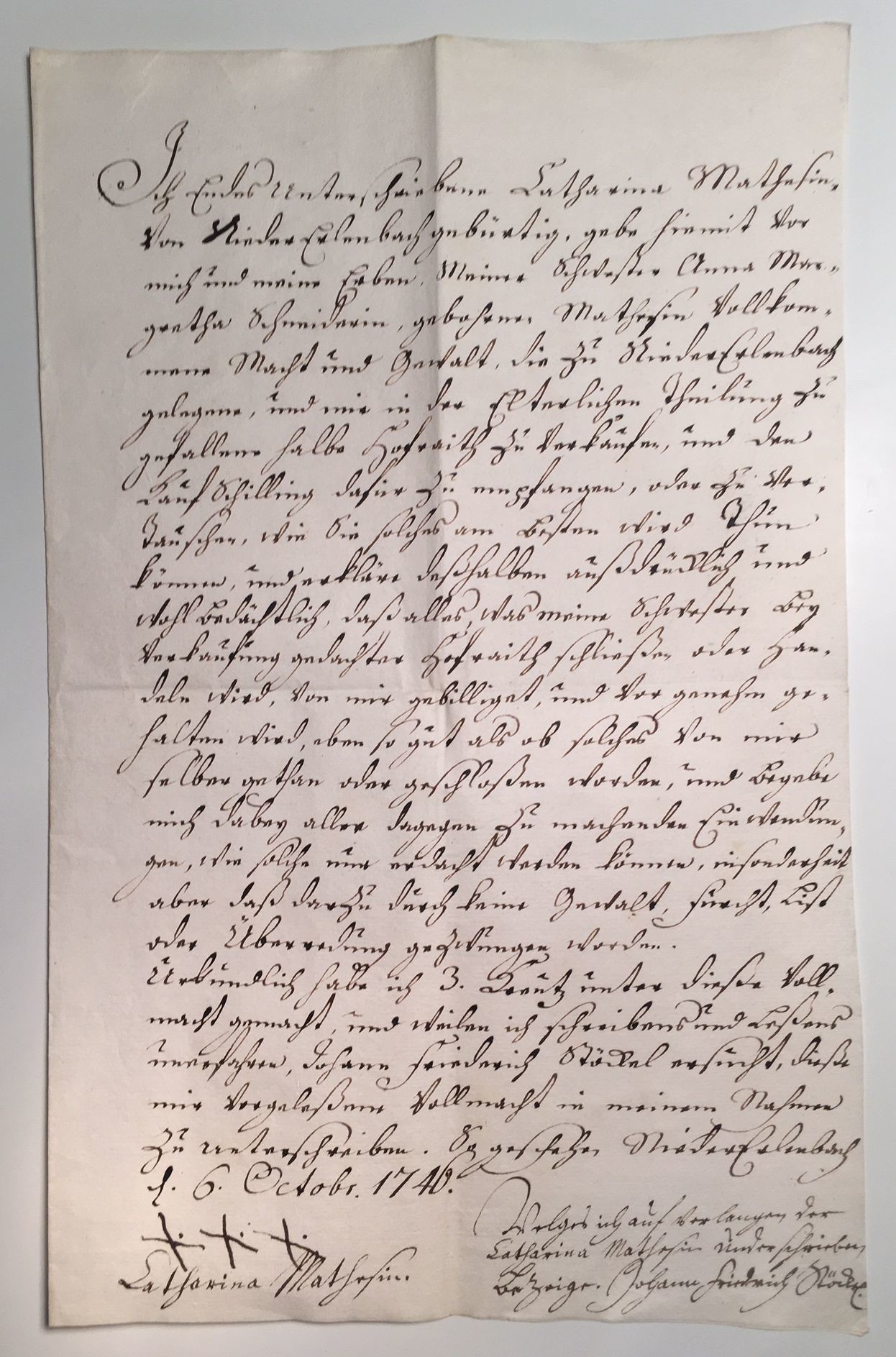 Vollmacht der Catharina Mathesin an ihre Schwester zur Veräußerung eines Grundstücks, 6. Oktober 1740 (Taunus-Rhein-Main - Regionalgeschichtliche Sammlung Dr. Stefan Naas CC BY-NC-SA)