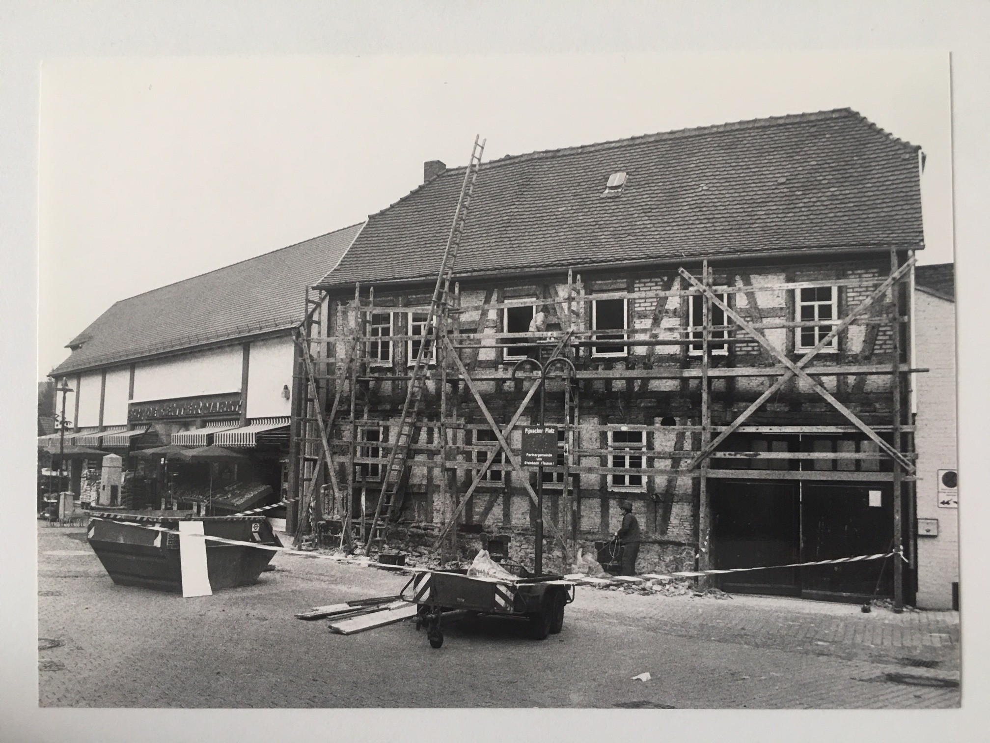 Bornhohl 1, Steinbach, ca. 1990 (Taunus-Rhein-Main - Regionalgeschichtliche Sammlung Dr. Stefan Naas CC BY-NC-SA)