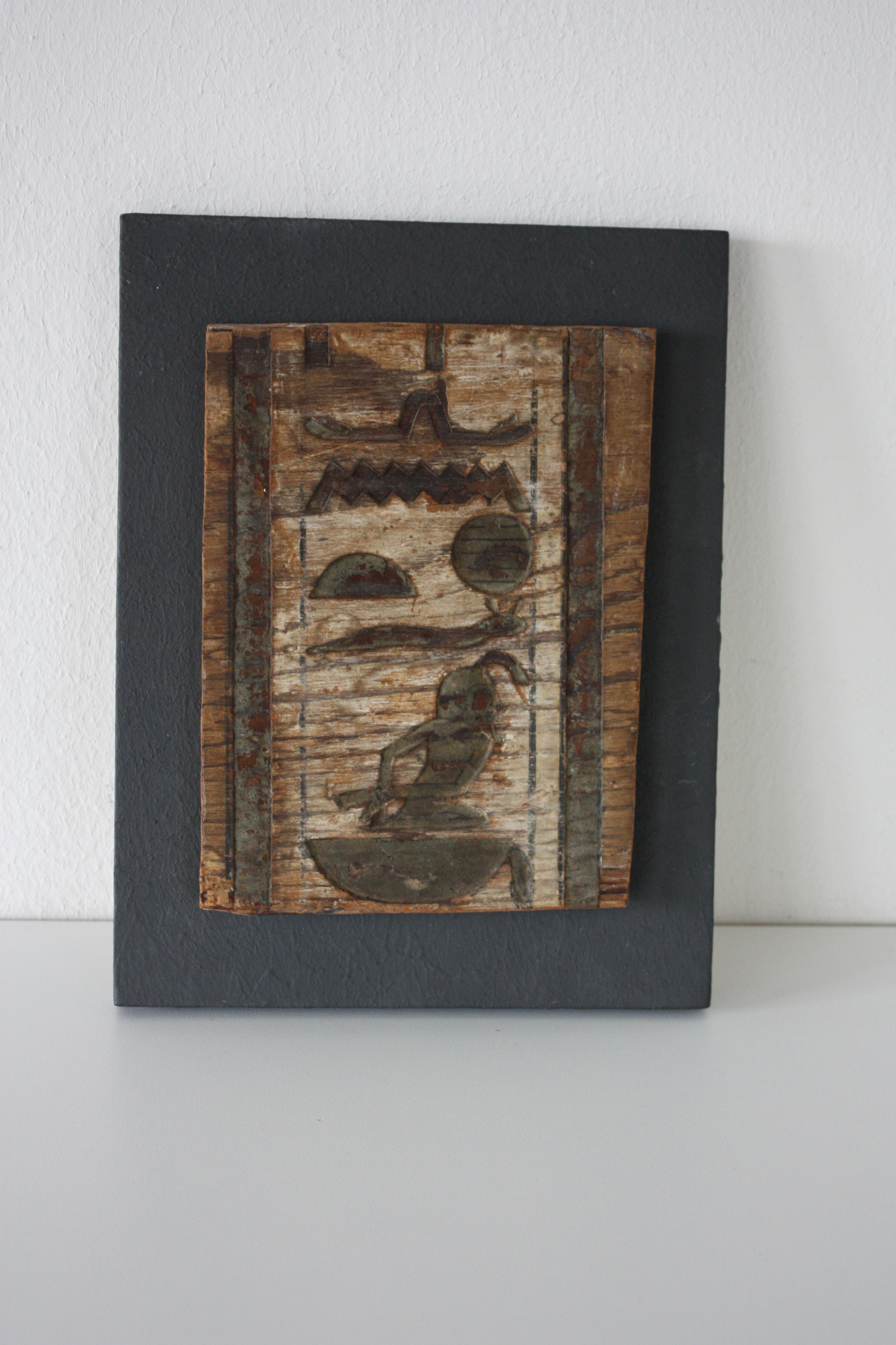 Fragment eines Holzsarges (Museum für Sepulkralkultur CC BY-NC-SA)