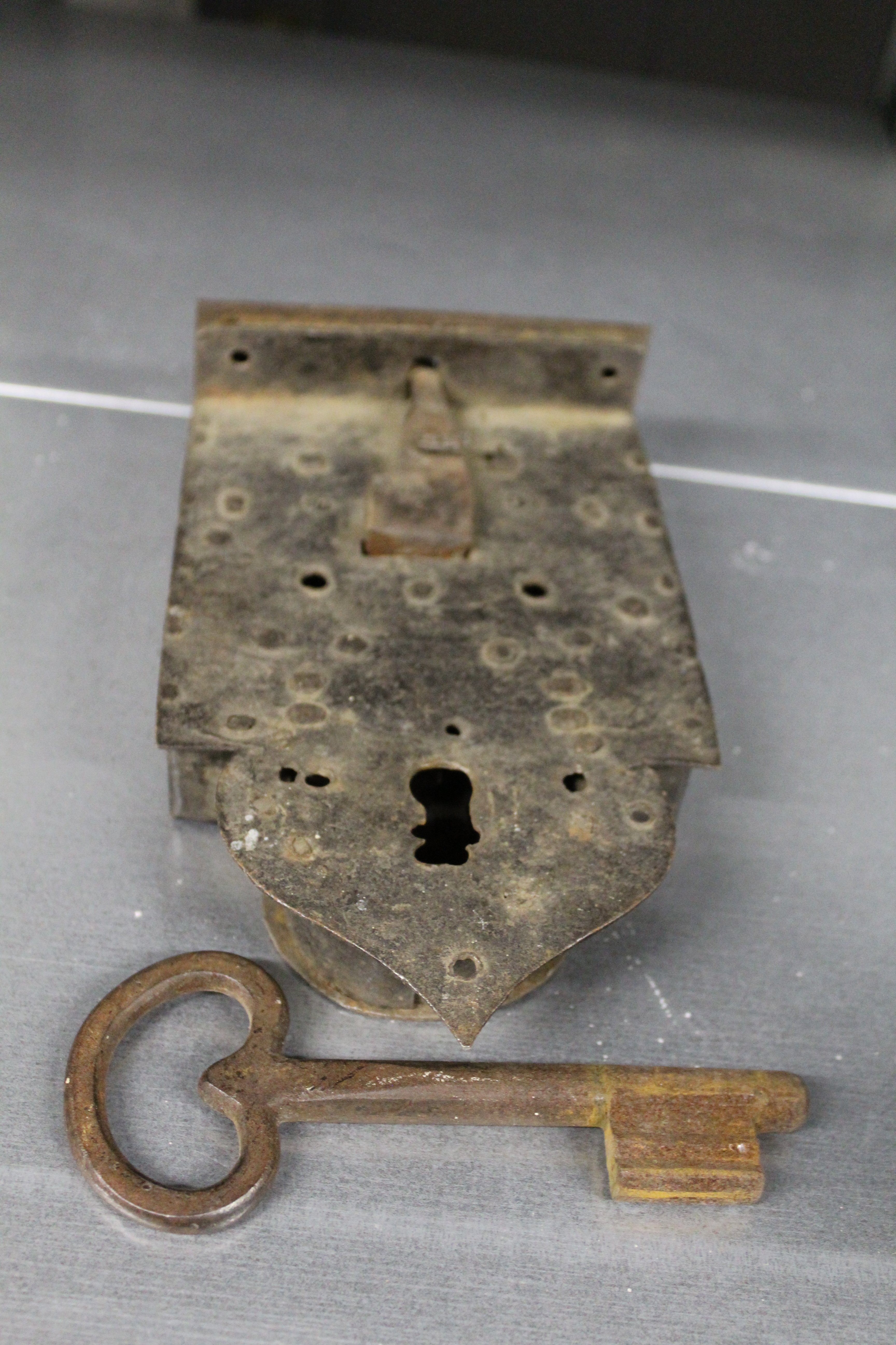 Türschloß mit Schlüssel (Dreieich-Museum CC BY-NC-SA)
