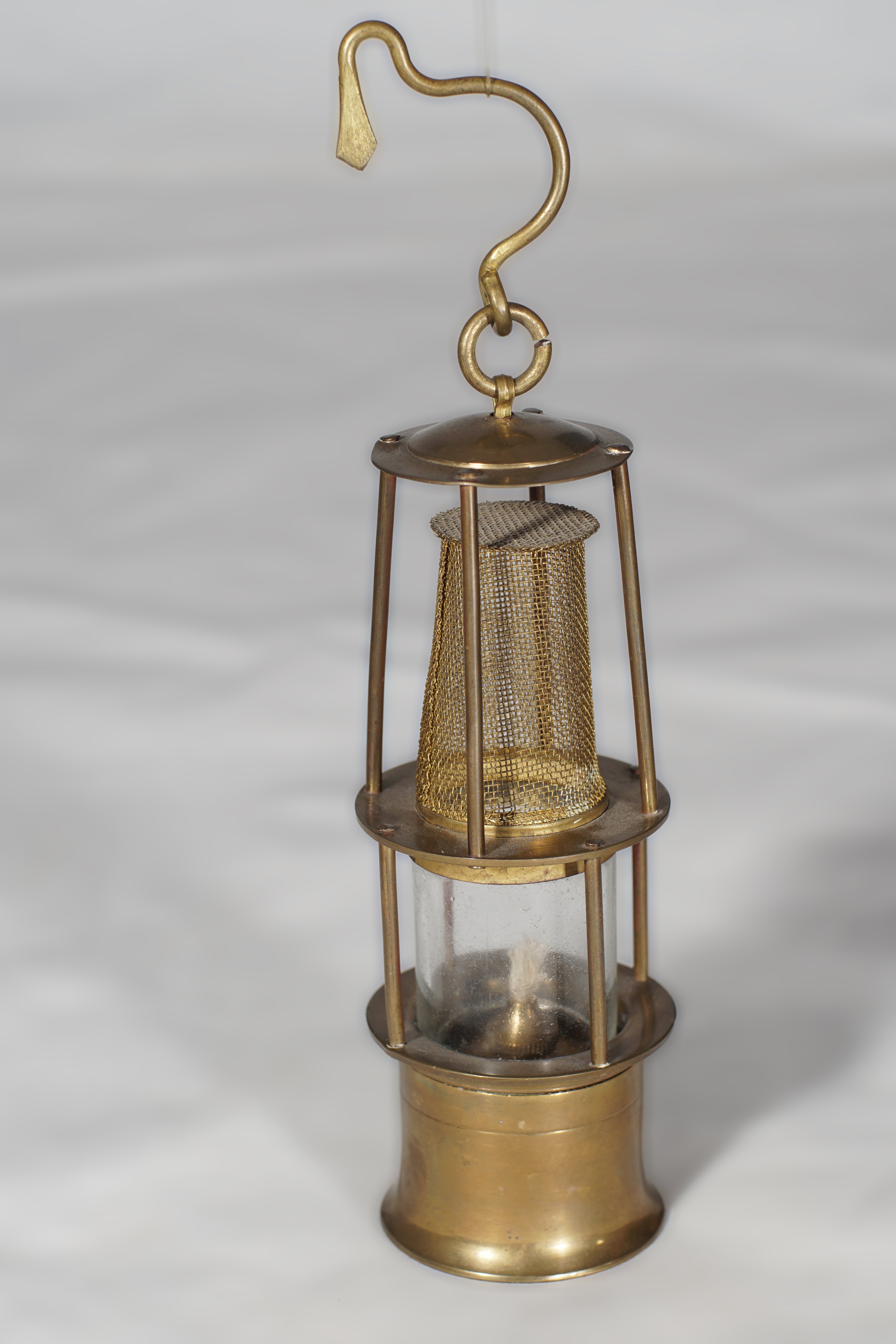Öllämpchen in Form einer Grubensicherheitslampe (Werra-Kalibergbau-Museum, Heringen/W. CC BY-NC-SA)