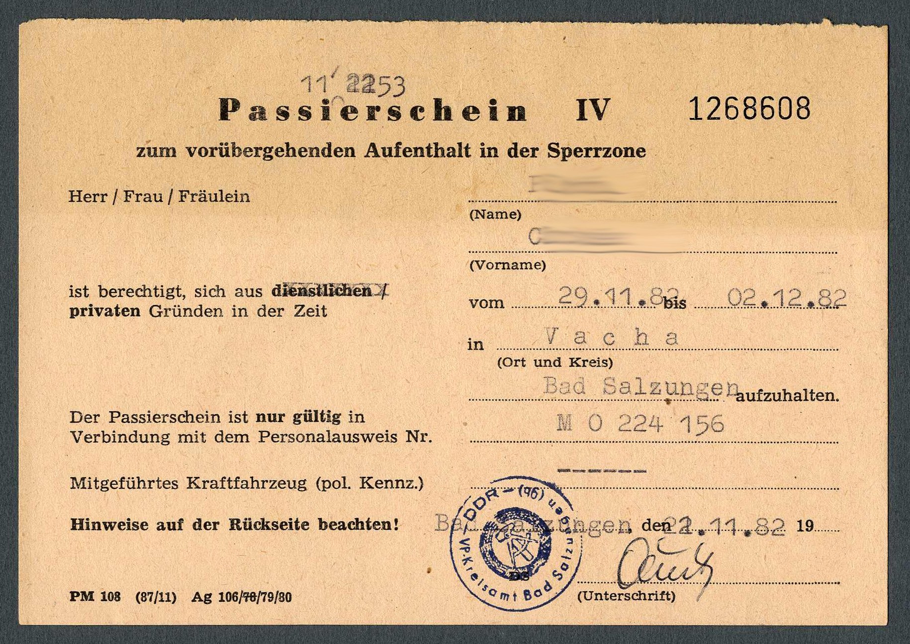 Passierschein IV zum vorübergehenden Aufenthalt in der Sperrzone (Werra-Kalibergbau-Museum, Heringen/W. CC BY-NC-SA)