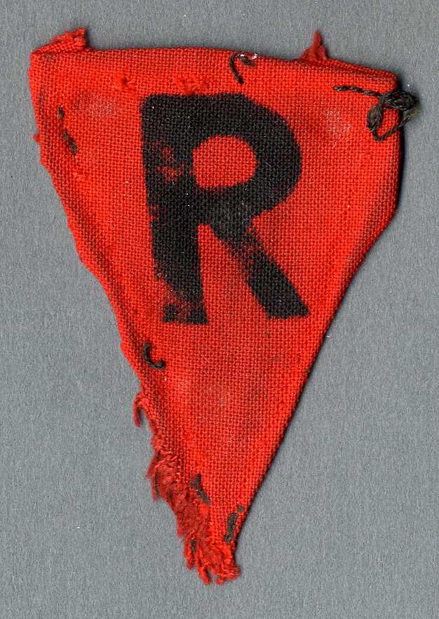 Stoffdreieck für KZ-Häftlinge 'rot mit R' (Politischer Russe) (Werra-Kalibergbau-Museum, Heringen/W. CC BY-NC-SA)