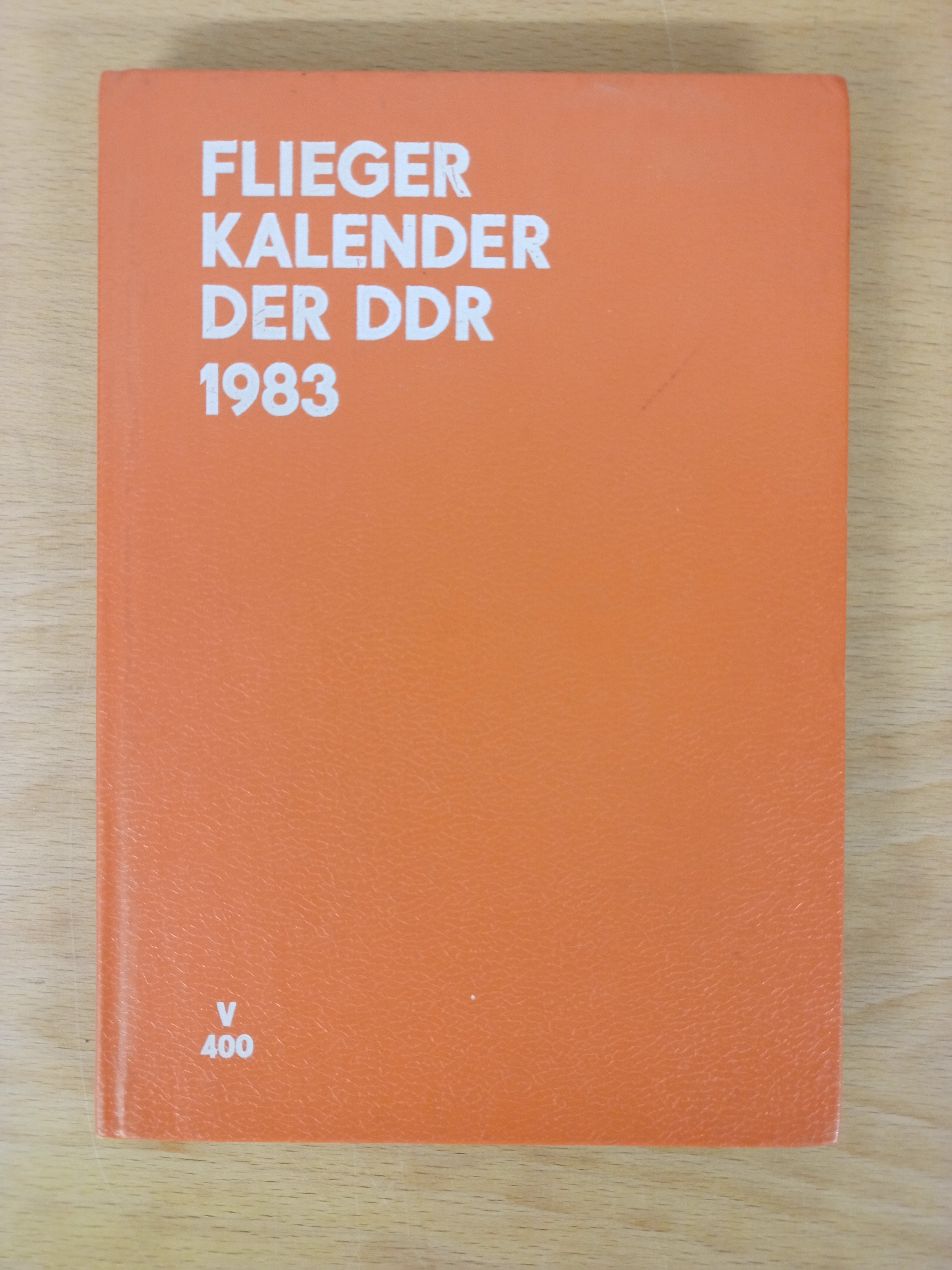 Fliegerkalender der DDR (Deutsches Segelflugmuseum mit Modellflug CC BY-NC-SA)