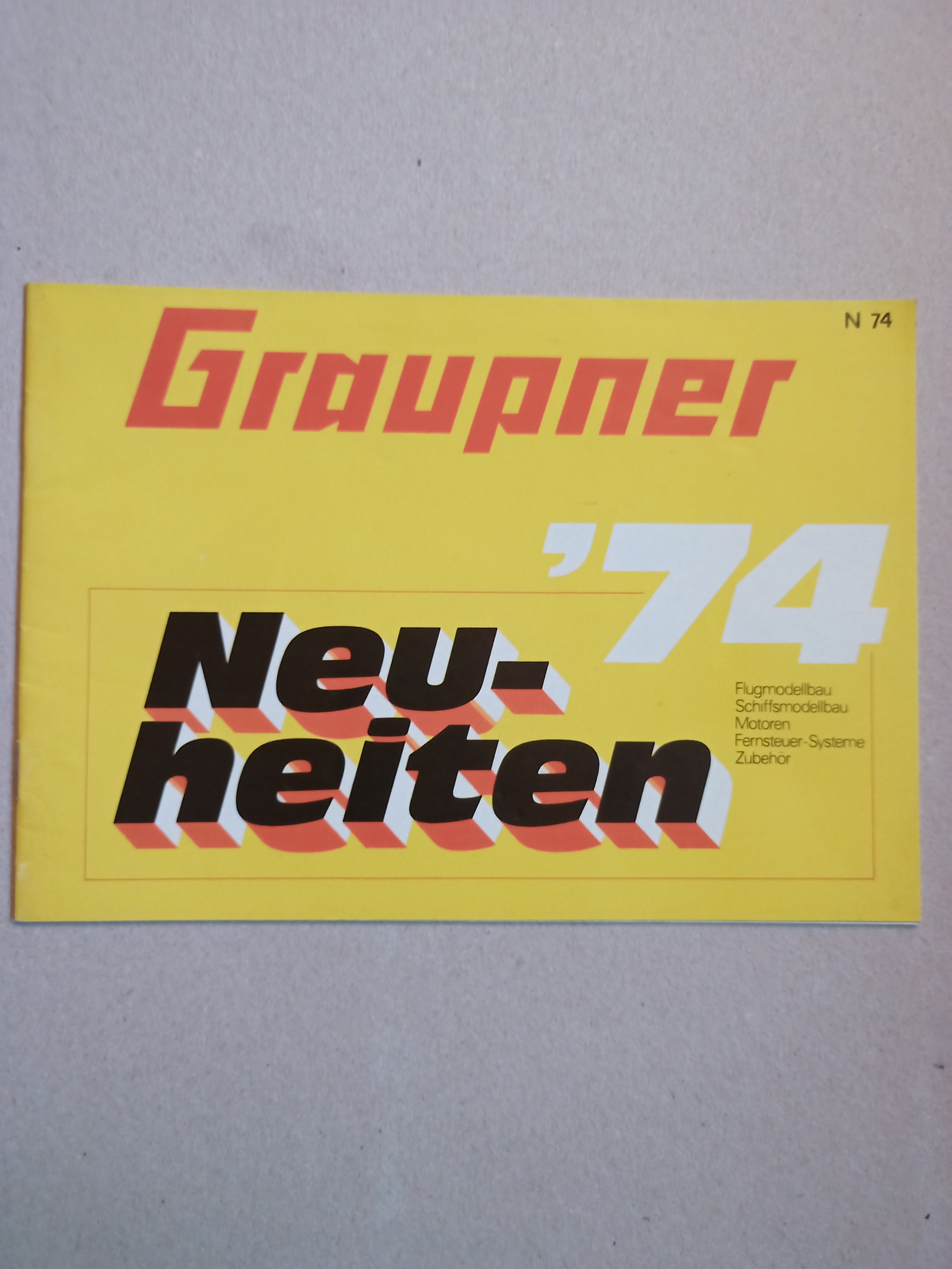 Graupner Neuheiten 1974 (Deutsches Segelflugmuseum mit Modellflug CC BY-NC-SA)