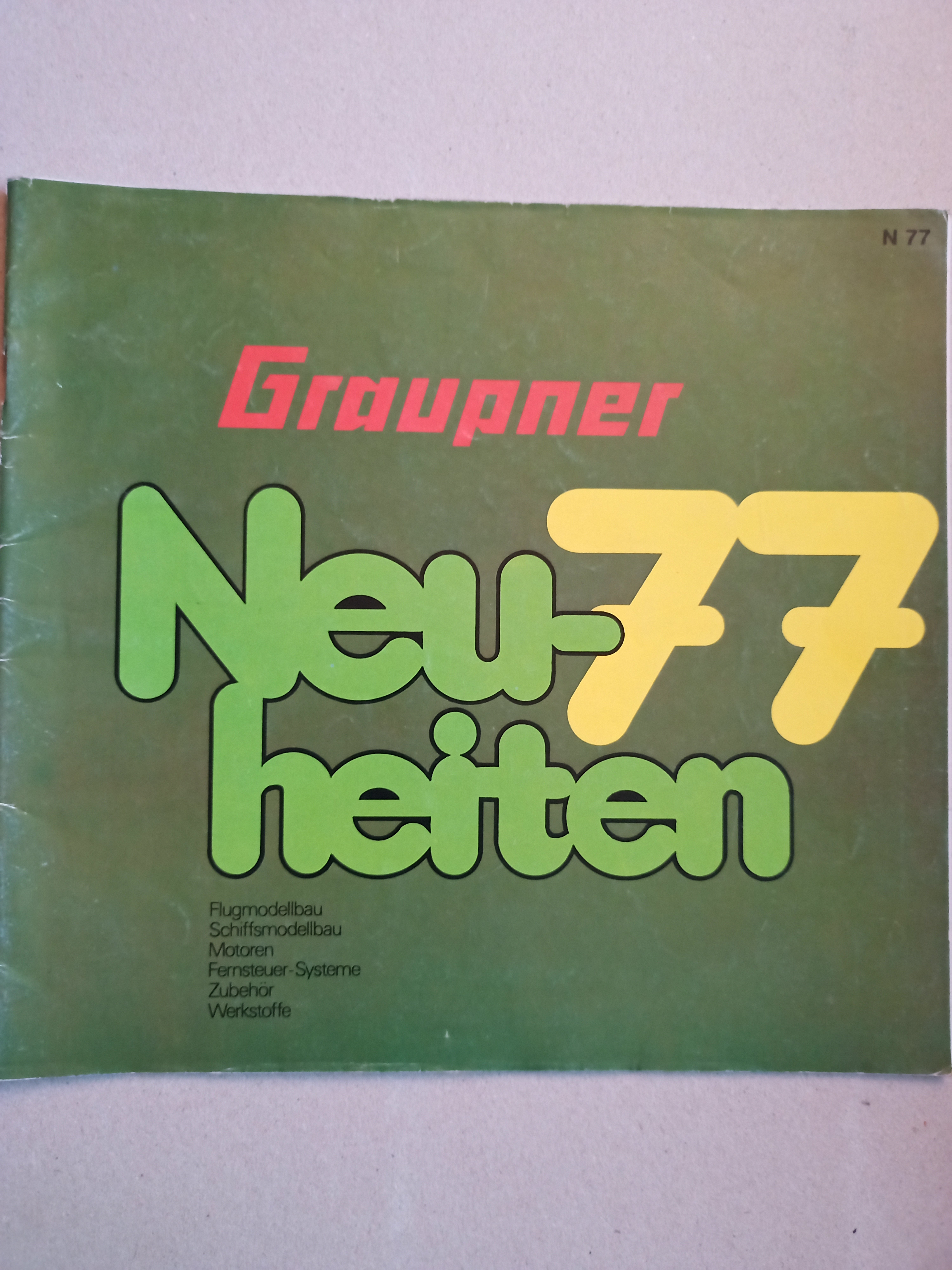 Graupner Neuheiten 1977 (Deutsches Segelflugmuseum mit Modellflug CC BY-NC-SA)