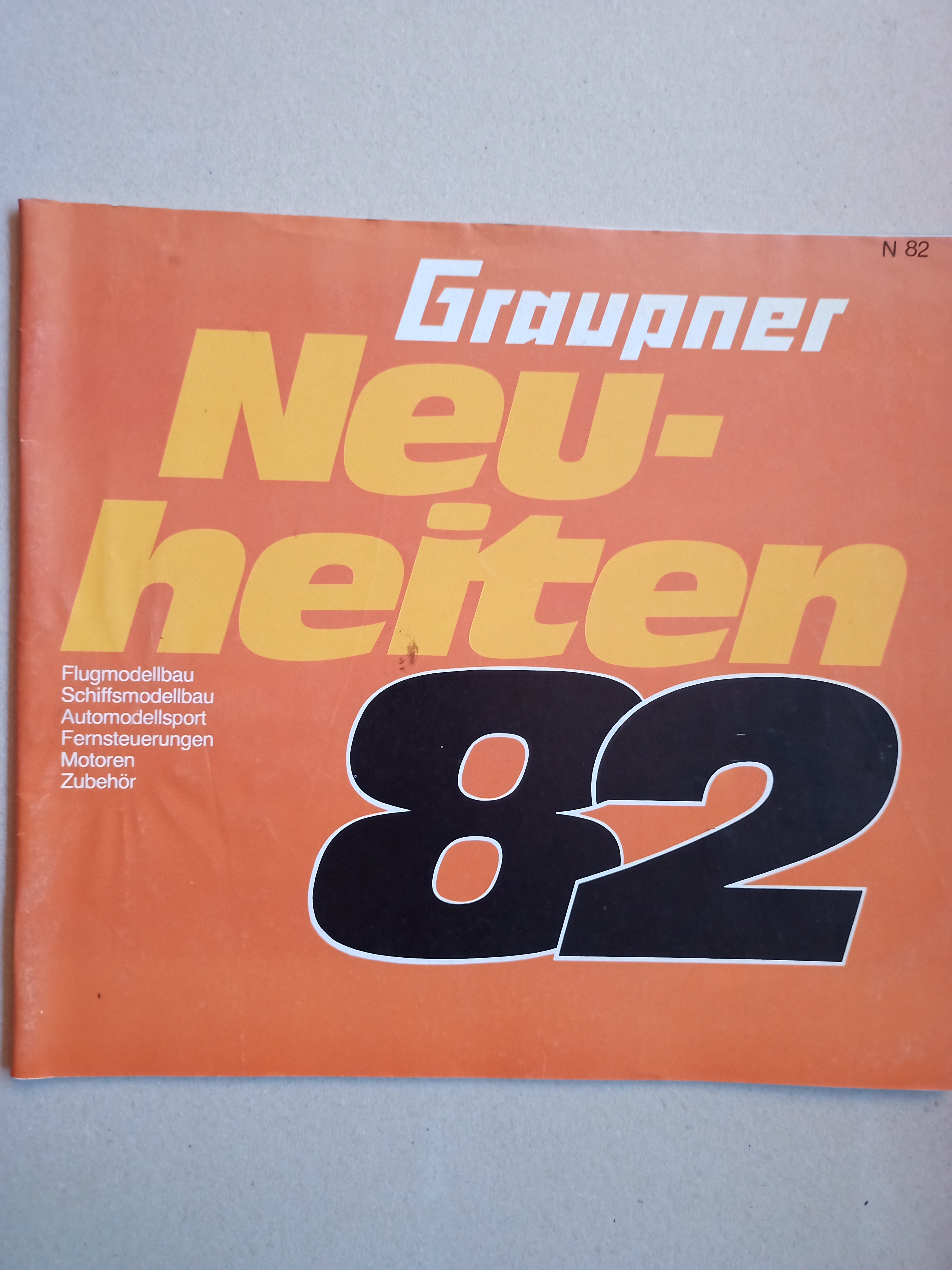 Graupner Neuheiten 1982 (Deutsches Segelflugmuseum mit Modellflug CC BY-NC-SA)
