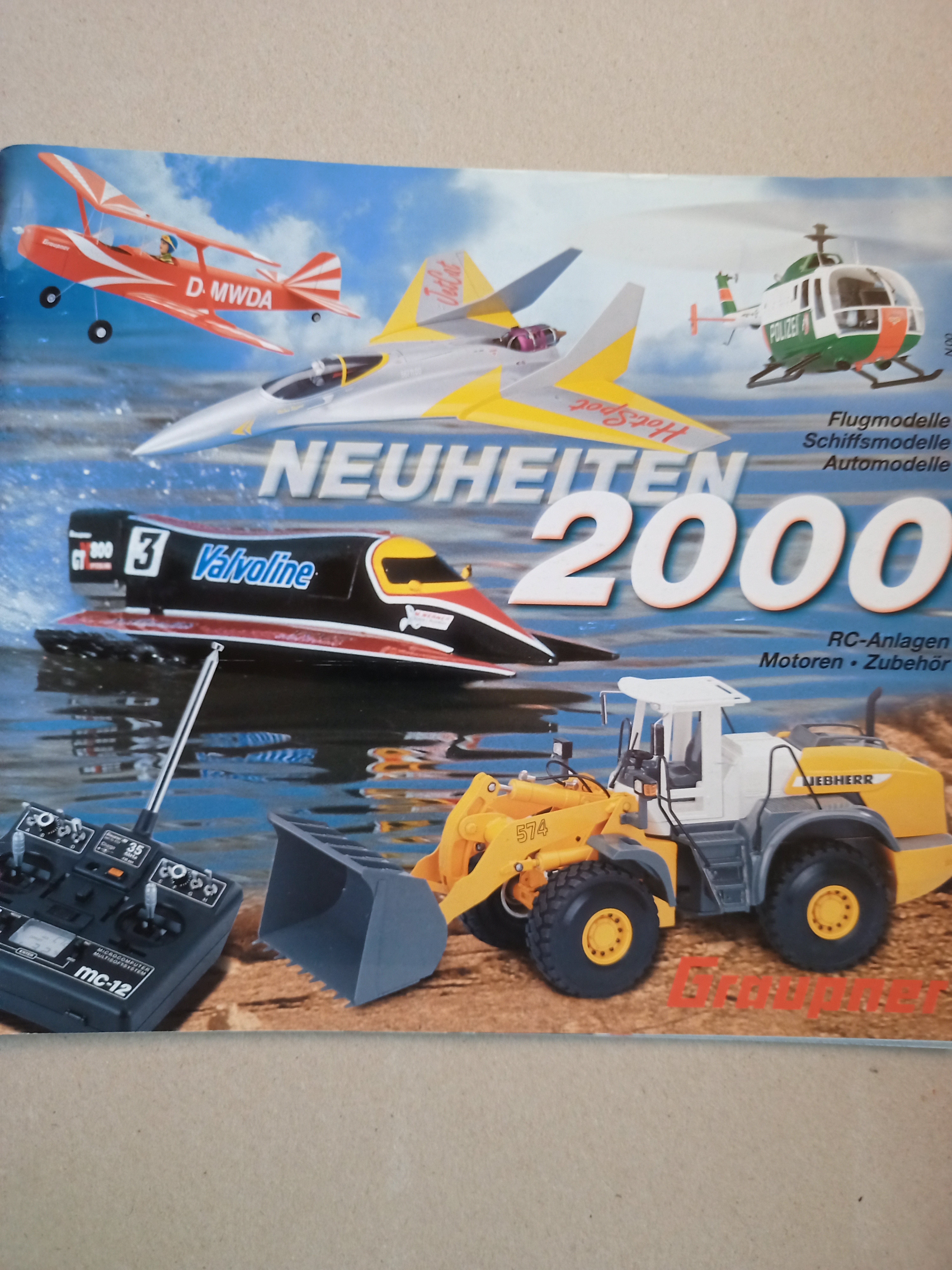 Graupner Neuheiten 2000 (Deutsches Segelflugmuseum mit Modellflug CC BY-NC-SA)