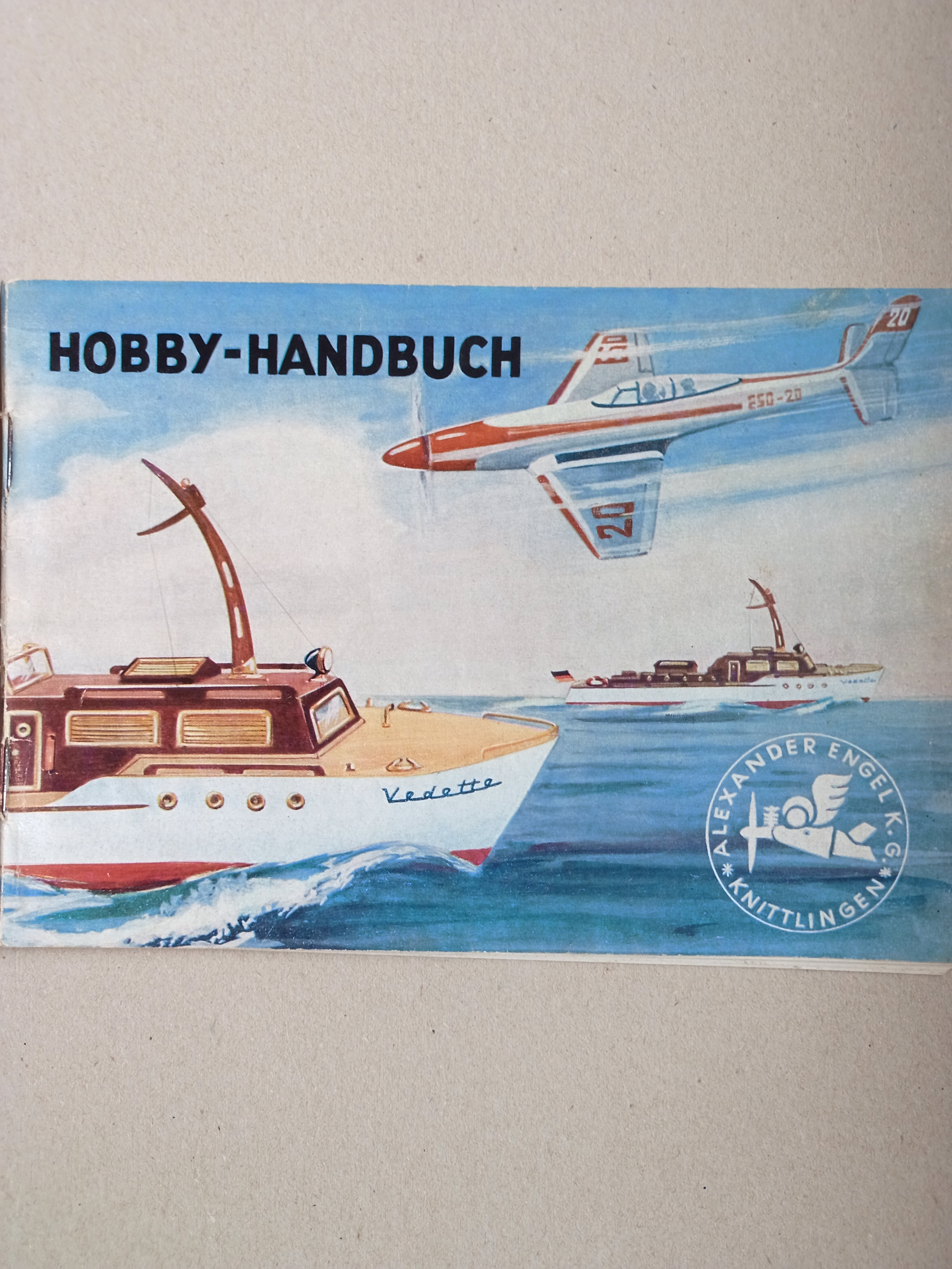 Hobby-Handbuch Engel (Deutsches Segelflugmuseum mit Modellflug CC BY-NC-SA)