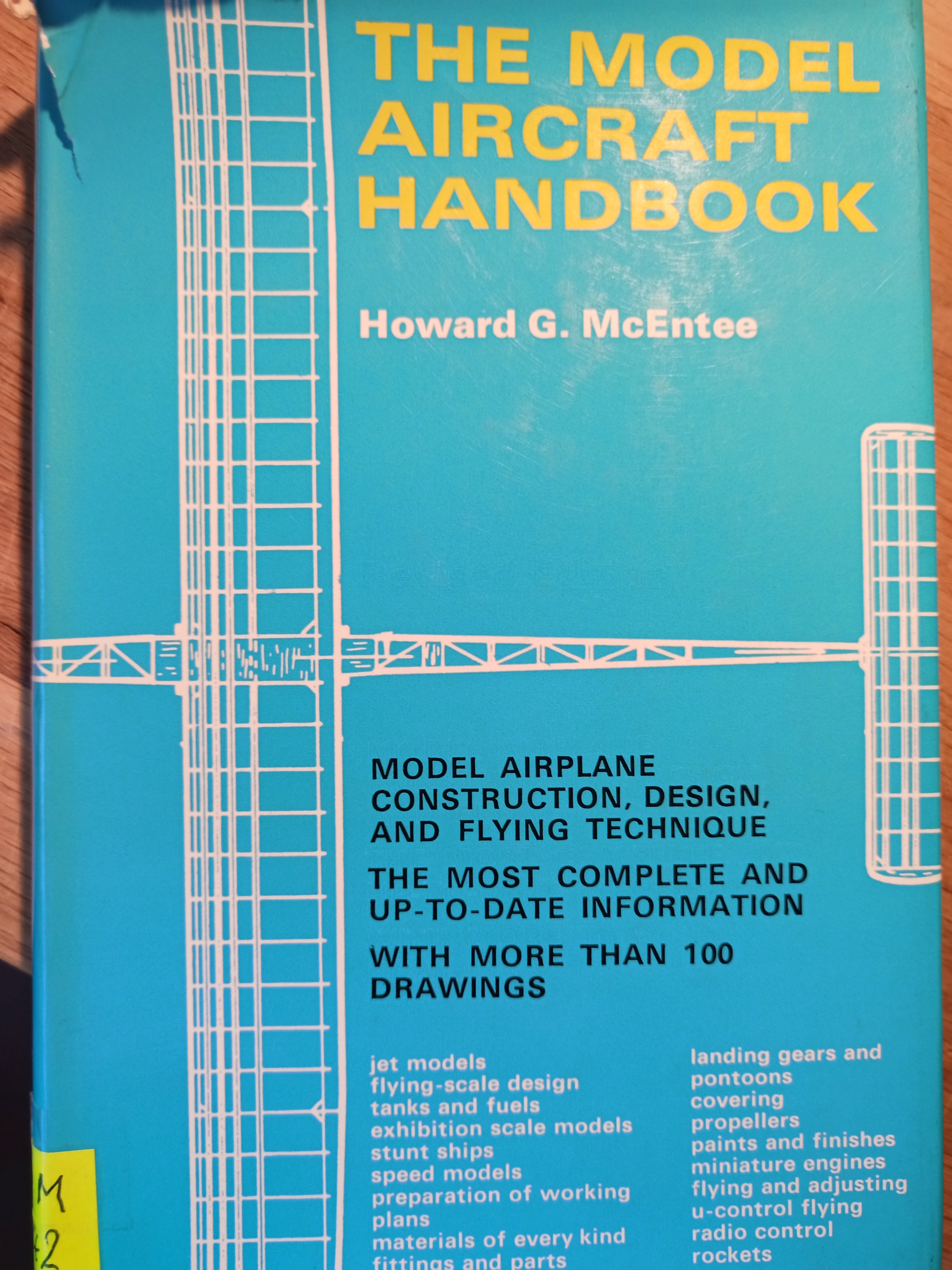 The Model Aircraft Handbook (Deutsches Segelflugmuseum mit Modellflug CC BY-NC-SA)
