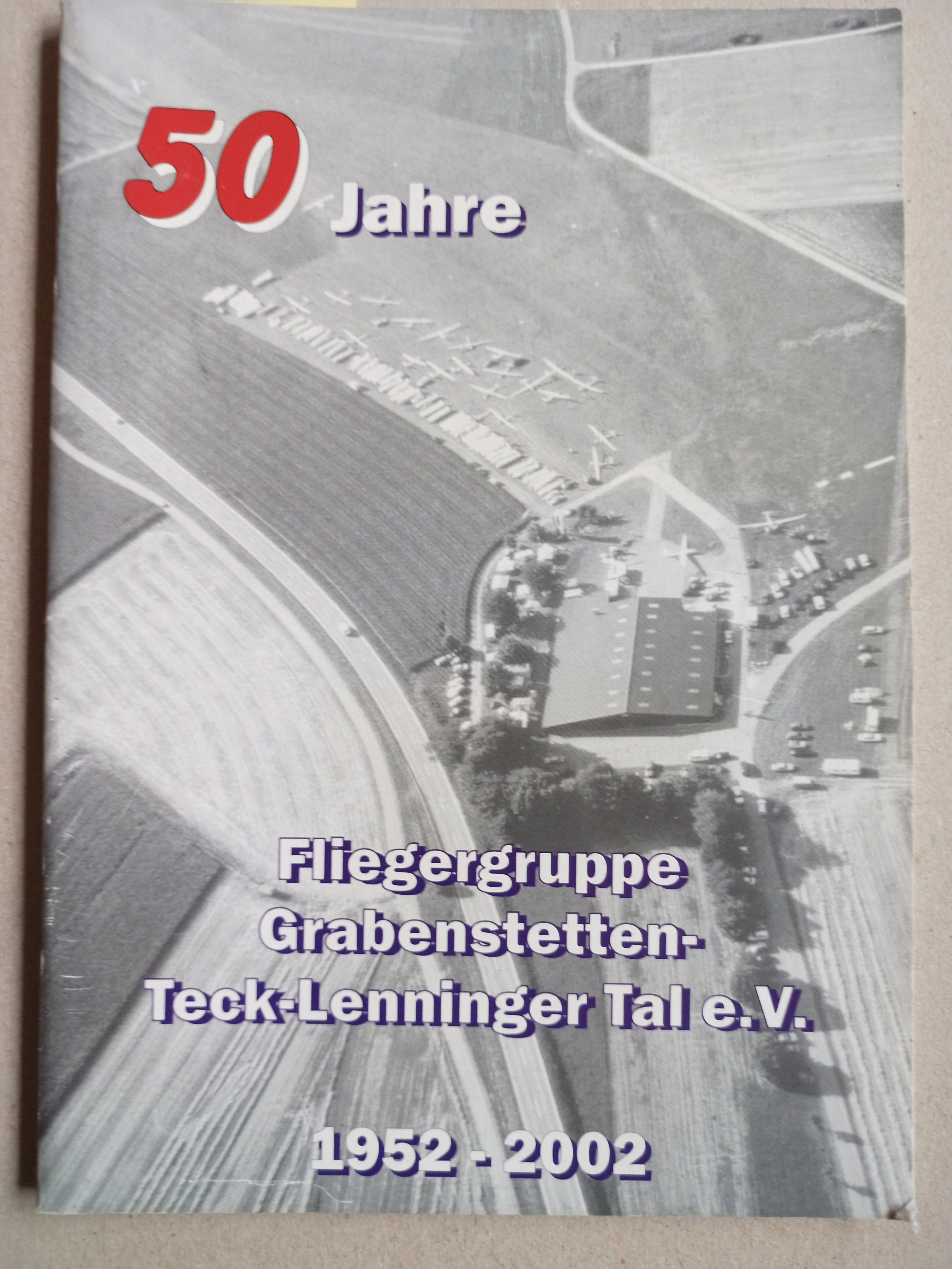 Grabenstetten-Teck-Lenninger Tal 50 Jahre (Deutsches Segelflugmuseum mit Modellflug CC BY-NC-SA)