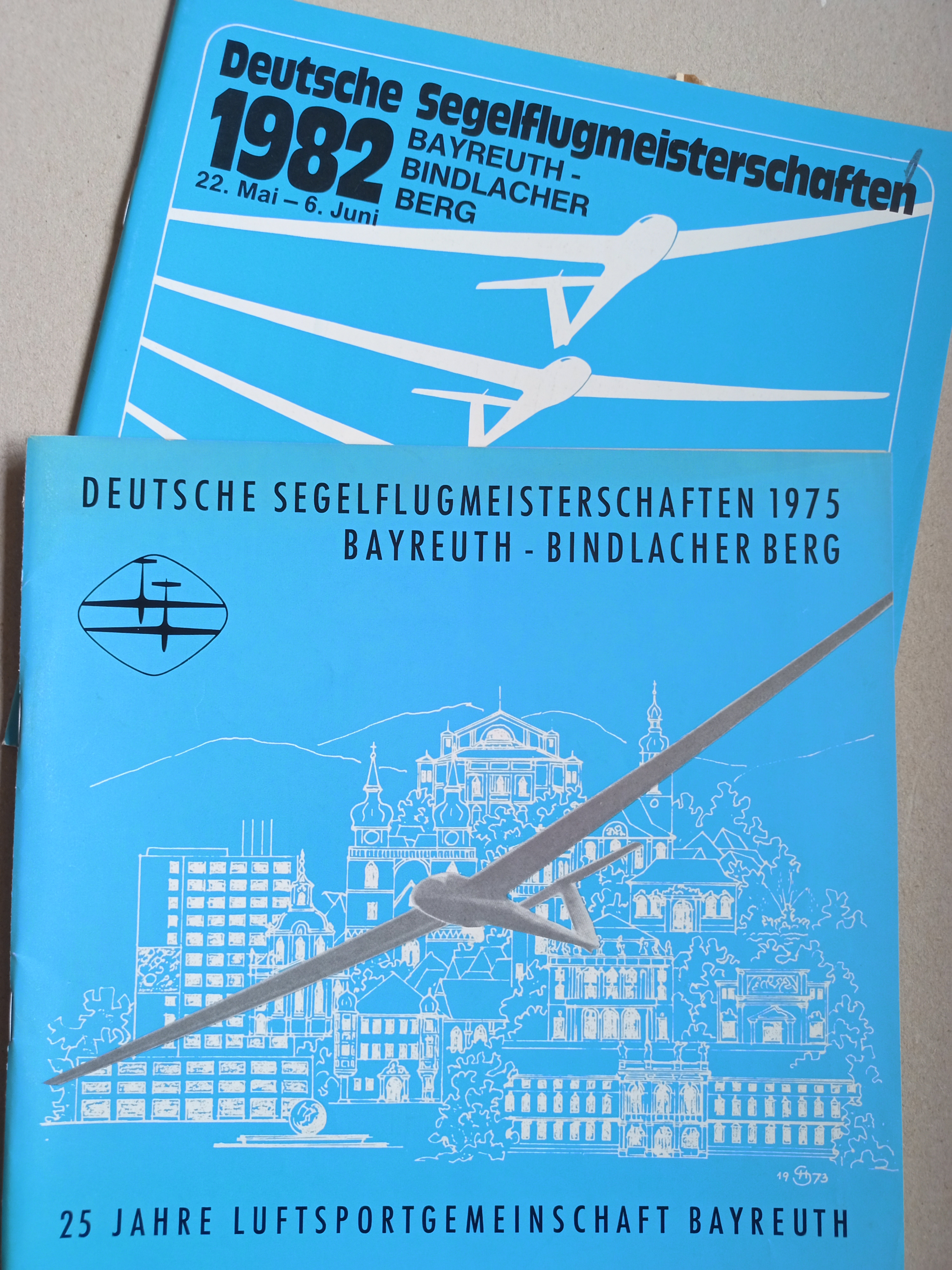 DM Segelflug 1975 + 1982 Bayreuth (Deutsches Segelflugmuseum mit Modellflug CC BY-NC-SA)