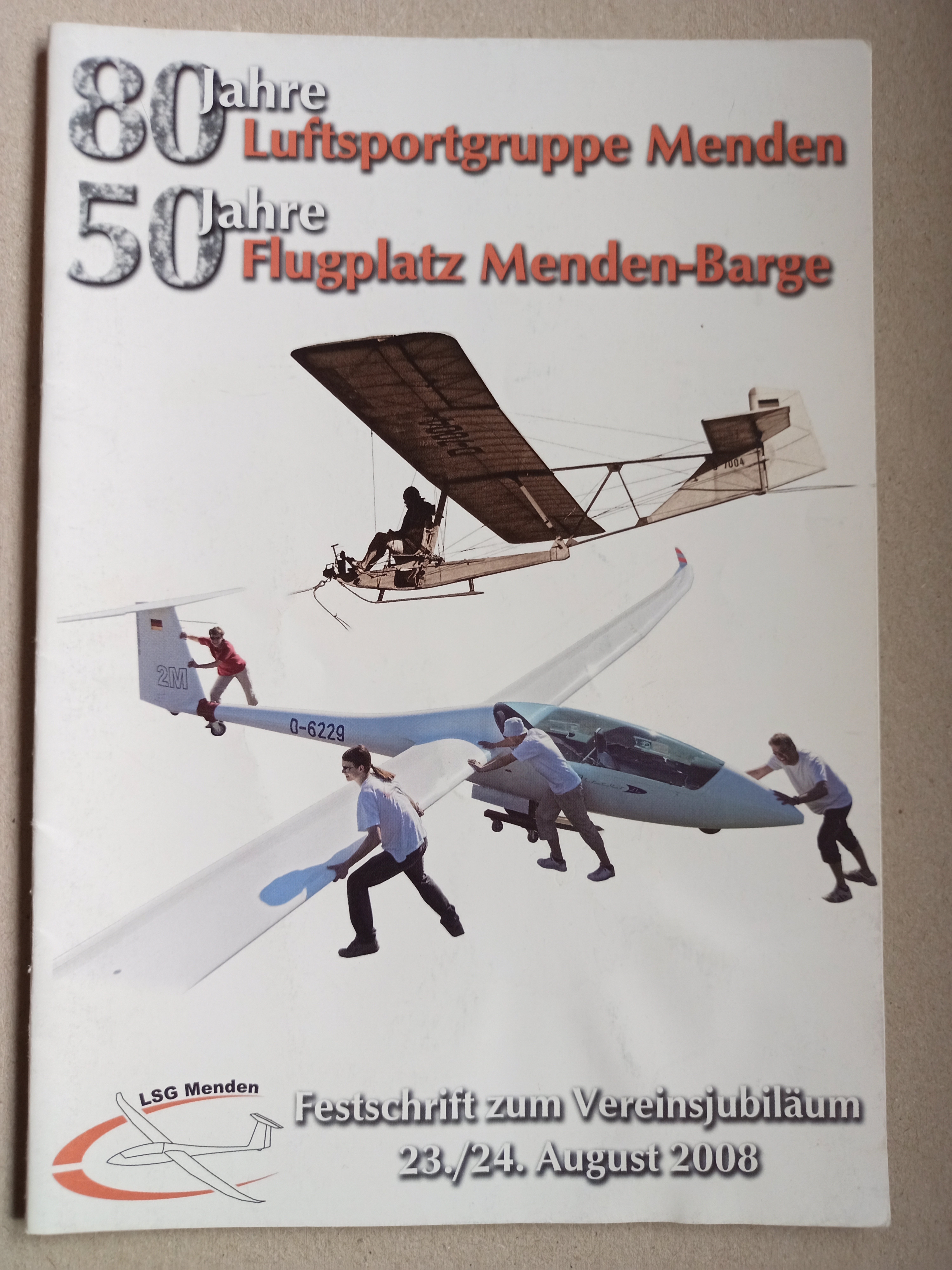 Menden 50 + 80 Jahre (Deutsches Segelflugmuseum mit Modellflug CC BY-NC-SA)