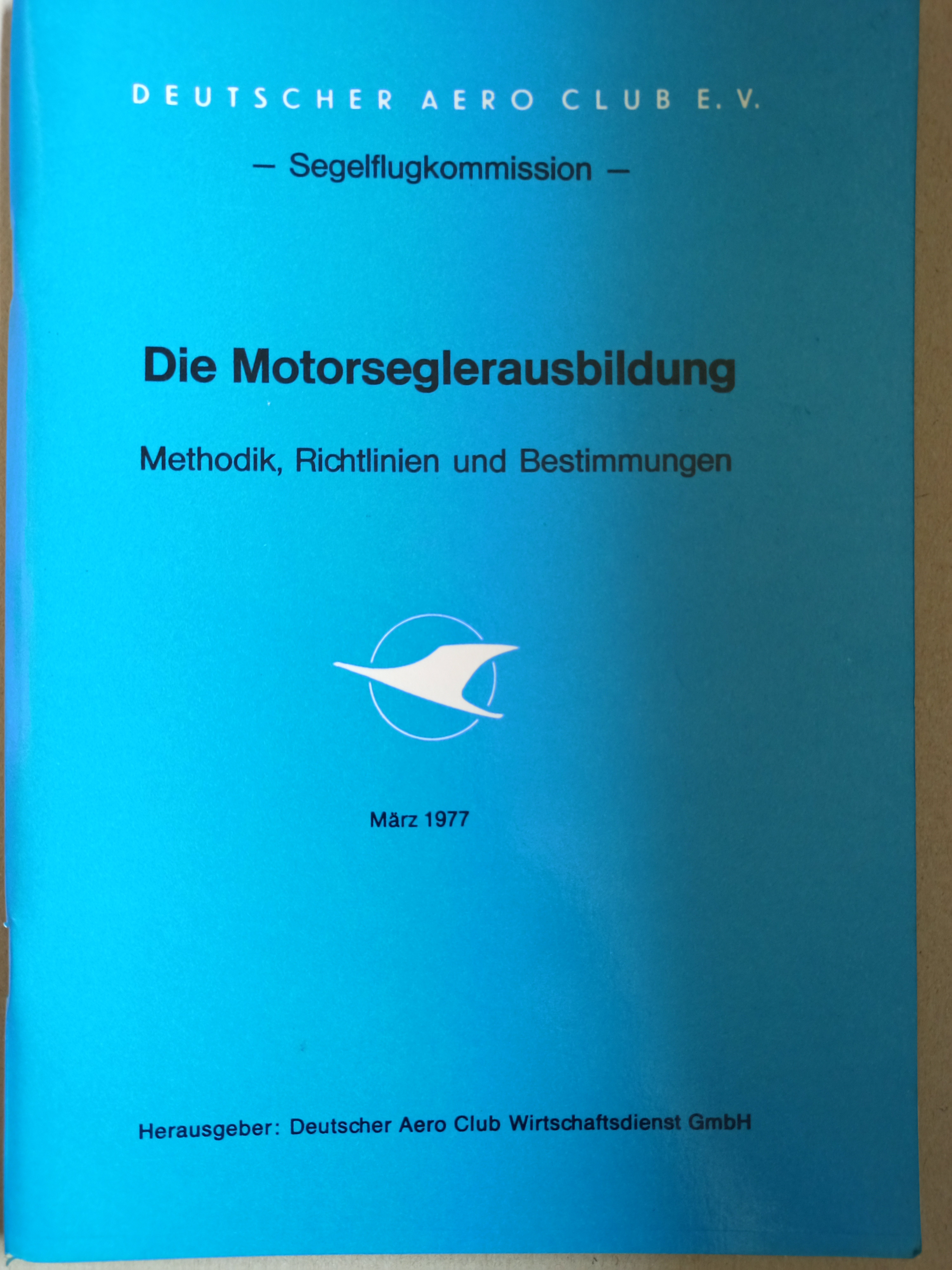 Die Motorseglerausbildung 1977 (Deutsches Segelflugmuseum mit Modellflug CC BY-NC-SA)