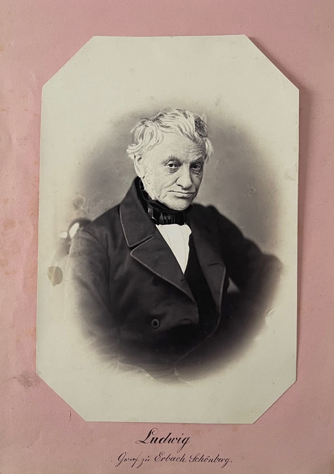 Fotografie, Unbekannter Fotograf, Ludwg von Erbach-Schönberg, ca. 1860 (Taunus-Rhein-Main - Regionalgeschichtliche Sammlung Dr. Stefan Naas CC BY-NC-SA)