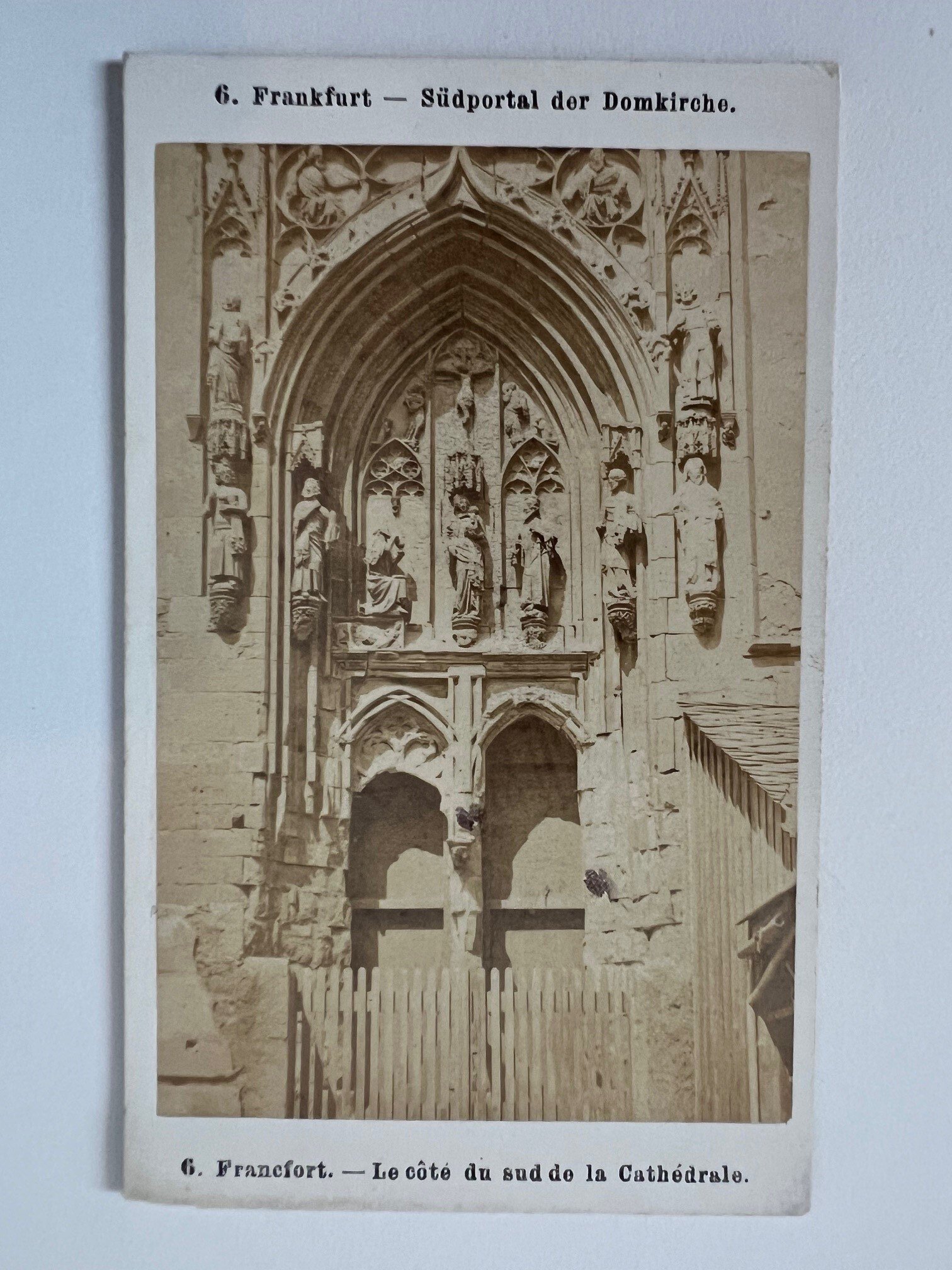 CdV, Frantisek Fridrich, Frankfurt, Nr. 6, Le cote du sud de la Cathedrale, ca. 1875. (Taunus-Rhein-Main - Regionalgeschichtliche Sammlung Dr. Stefan Naas CC BY-NC-SA)
