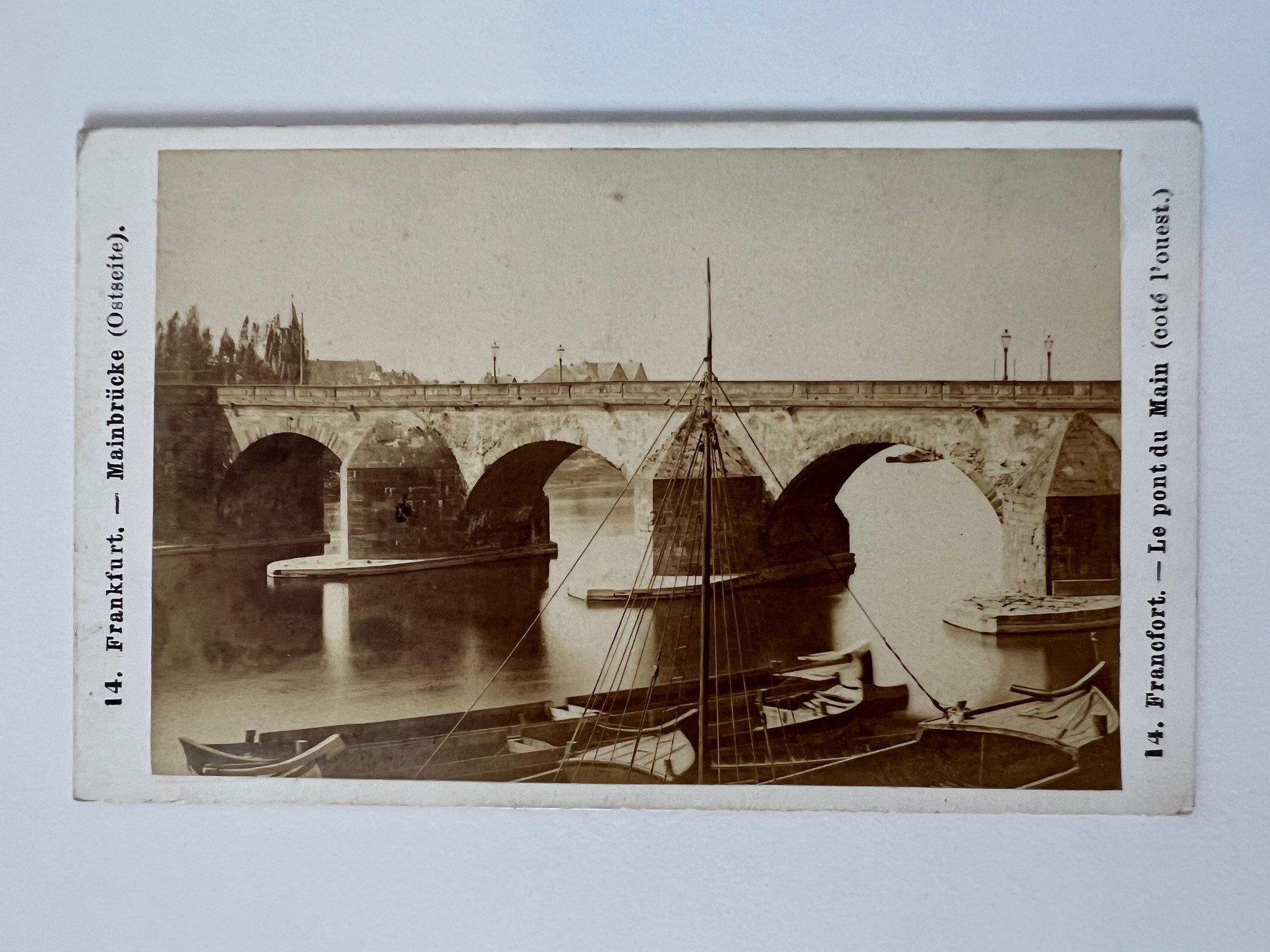 CdV, Frantisek Fridrich, Frankfurt, Nr. 14, Mainbrücke, ca. 1875. (Taunus-Rhein-Main - Regionalgeschichtliche Sammlung Dr. Stefan Naas CC BY-NC-SA)