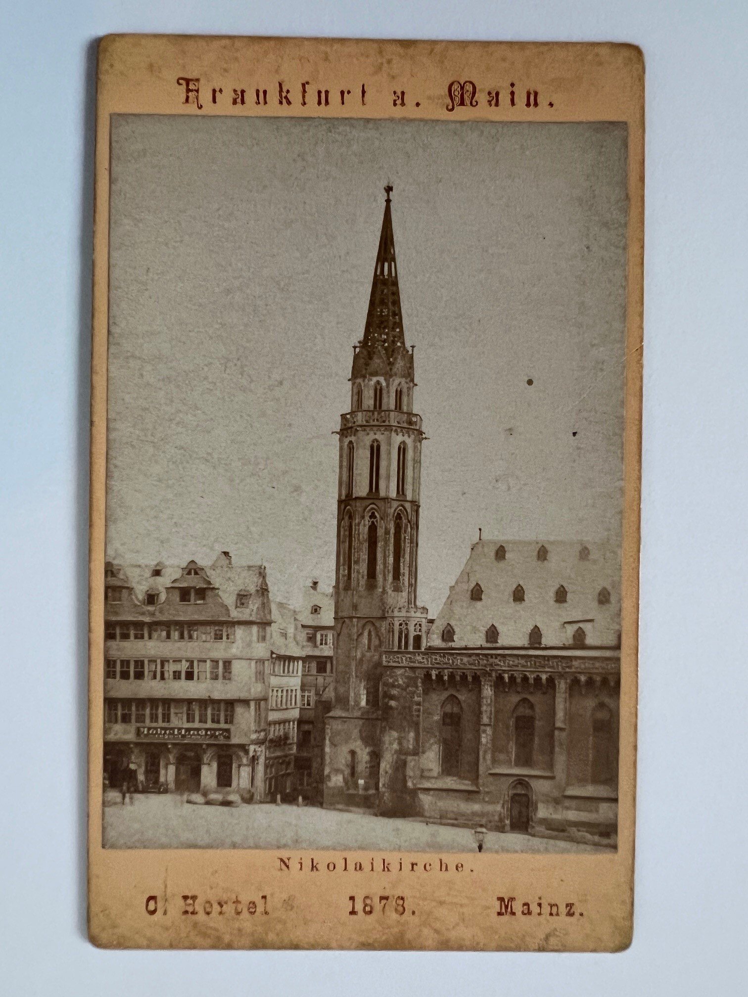 CdV, Carl Hertel, Frankfurt, Nikolaikirche, 1878. (Taunus-Rhein-Main - Regionalgeschichtliche Sammlung Dr. Stefan Naas CC BY-NC-SA)