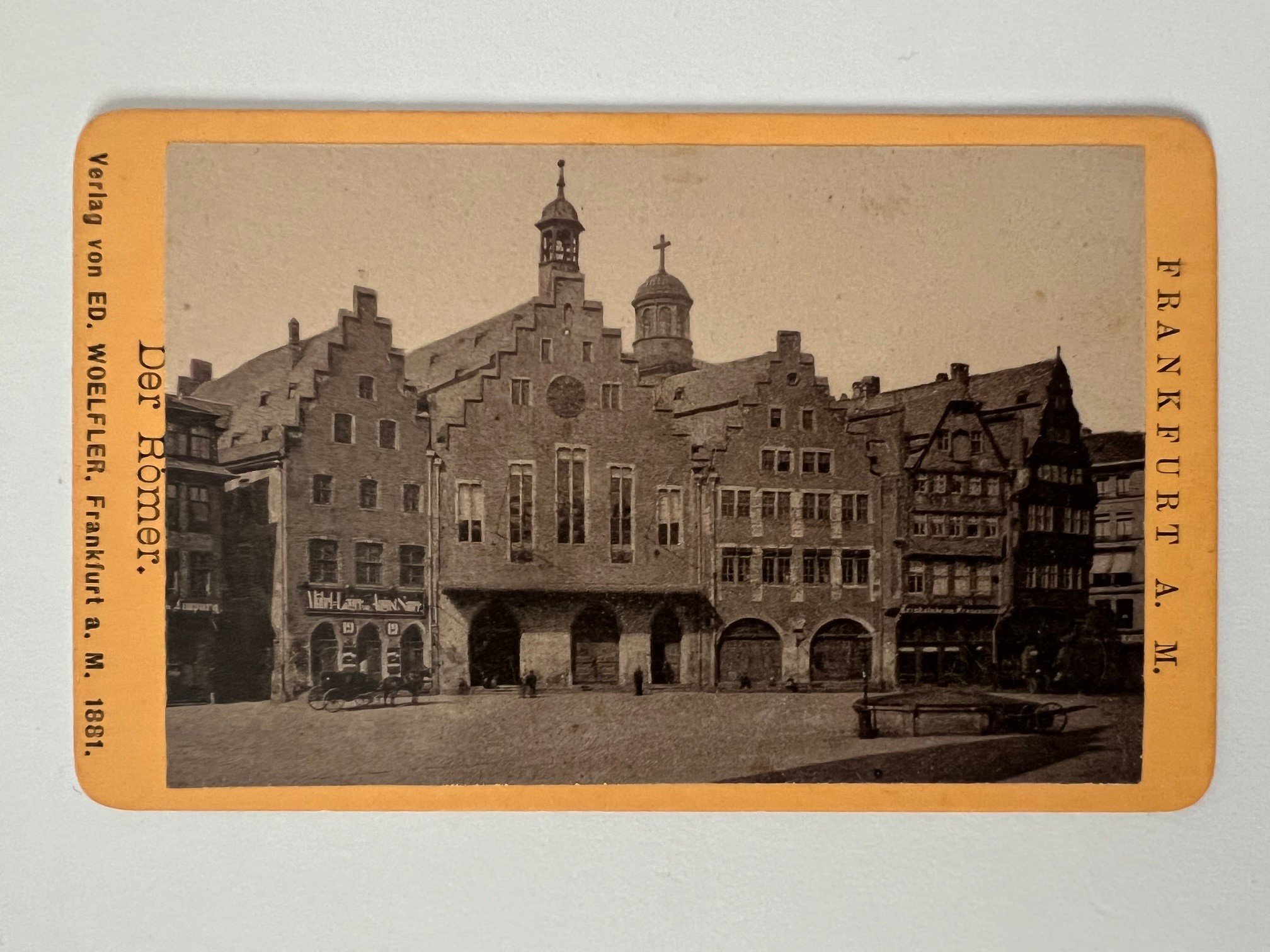 CdV, Unbekannter Fotograf, Frankfurt, Der Römer, ca. 1881. (Taunus-Rhein-Main - Regionalgeschichtliche Sammlung Dr. Stefan Naas CC BY-NC-SA)