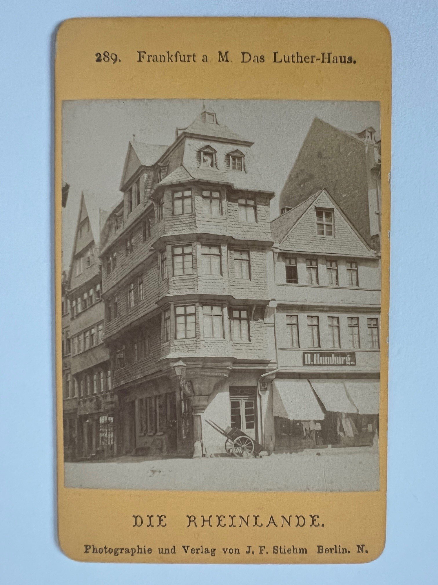 CdV, Johann Friedrich Stiehm, Frankfurt, Nr. 289, Das Luther-Haus, ca. 1880. (Taunus-Rhein-Main - Regionalgeschichtliche Sammlung Dr. Stefan Naas CC BY-NC-SA)