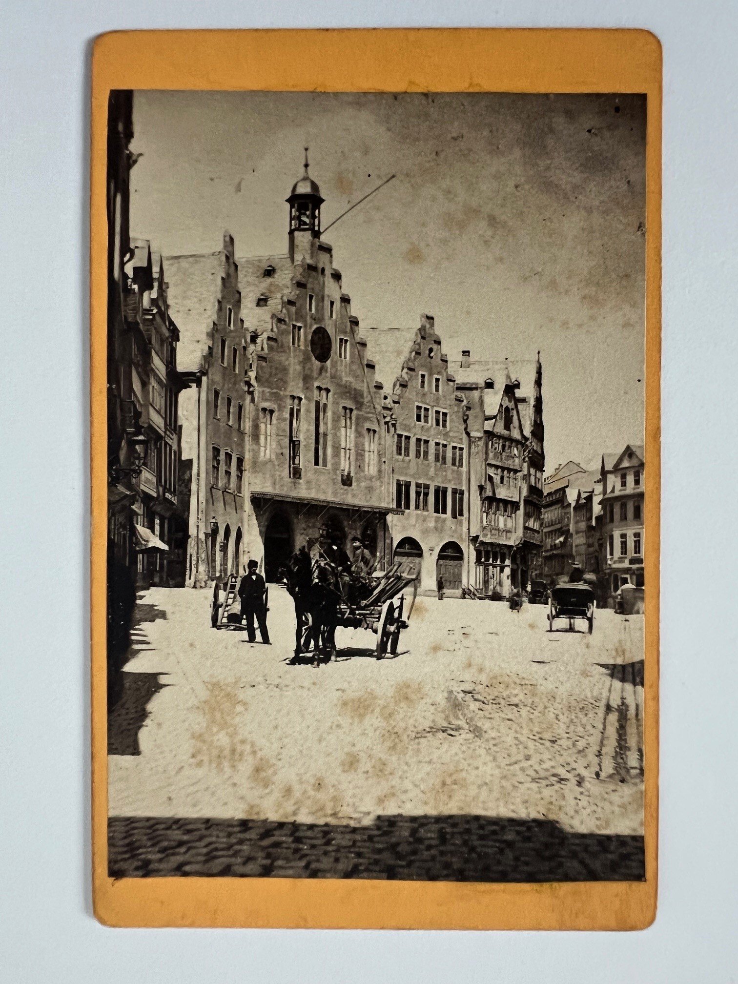 CdV, Theodor Creifelds, Frankfurt, Nr. 274, Römer in Frankfurt, klein, ca. 1872. (Taunus-Rhein-Main - Regionalgeschichtliche Sammlung Dr. Stefan Naas CC BY-NC-SA)