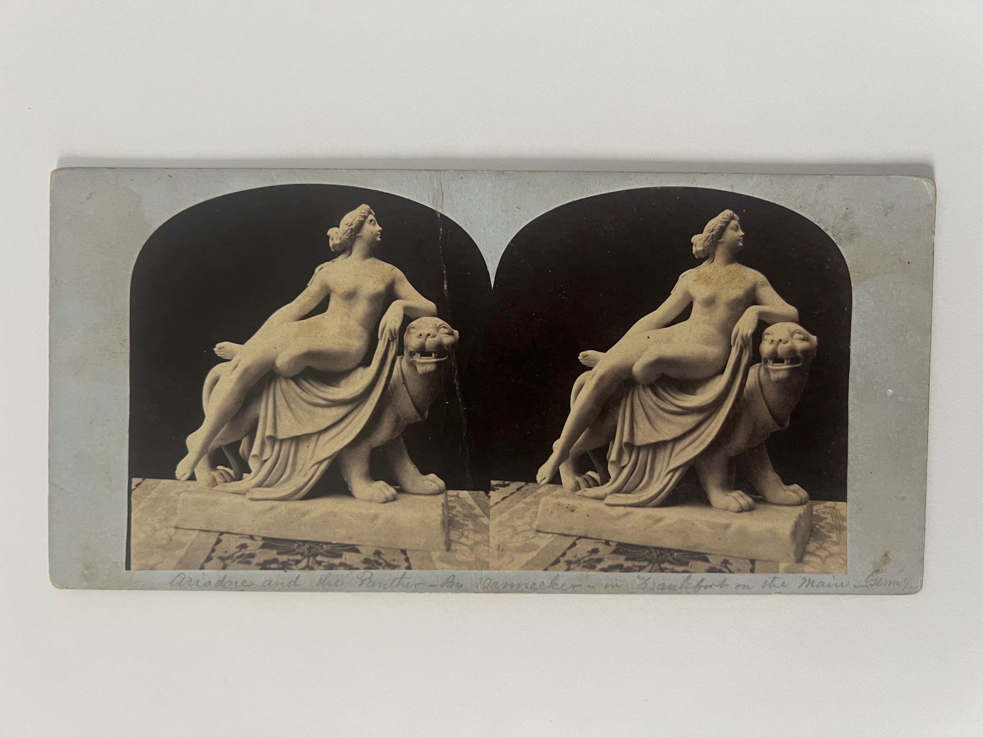 Stereobild, Unbekannter Fotograf, Frankfurt, Ariadne, ca. 1866. (Taunus-Rhein-Main - Regionalgeschichtliche Sammlung Dr. Stefan Naas CC BY-NC-SA)