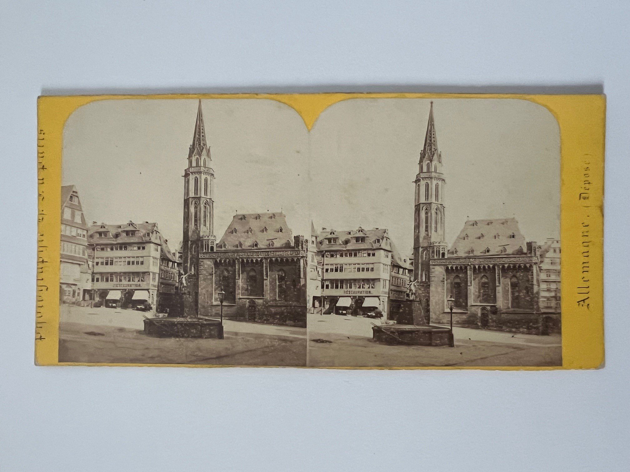 Stereobild, Hippolyte Jouvin, Frankfurt, Nr. 384, Eglise Saint-Nicolas, pres le Roemer, ca. 1868. (Taunus-Rhein-Main - Regionalgeschichtliche Sammlung Dr. Stefan Naas CC BY-NC-SA)