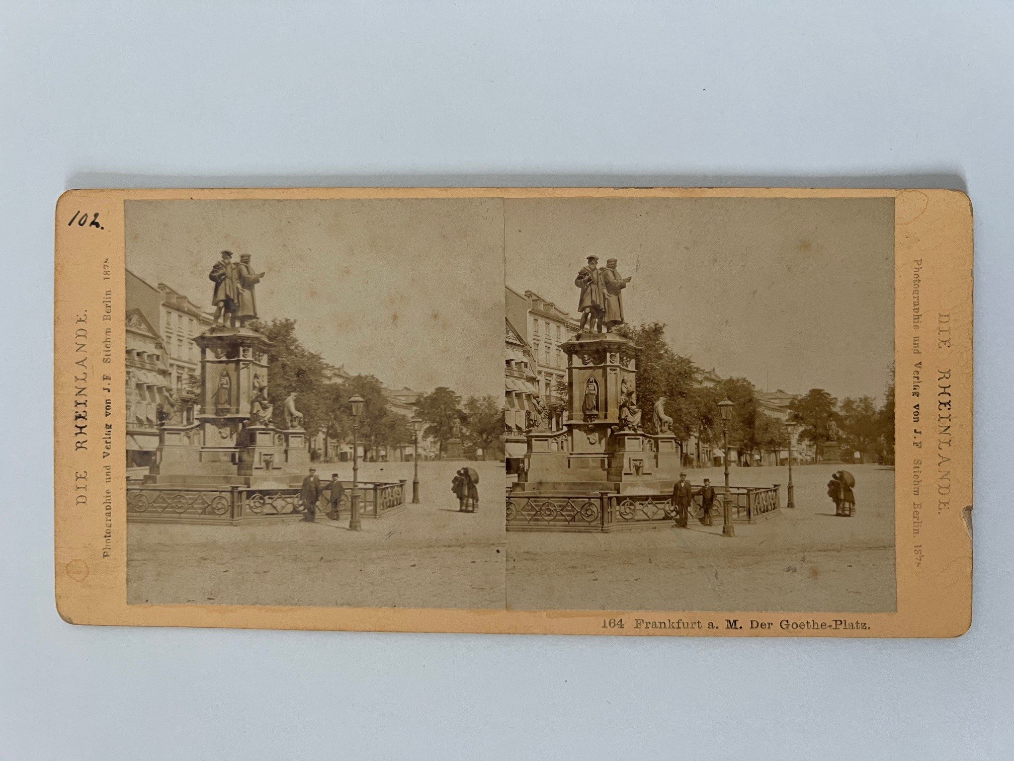 Stereobild, Johann Friedrich Stiehm, Frankfurt, Nr. 164, Goethe-Platz, 1878. (Taunus-Rhein-Main - Regionalgeschichtliche Sammlung Dr. Stefan Naas CC BY-NC-SA)