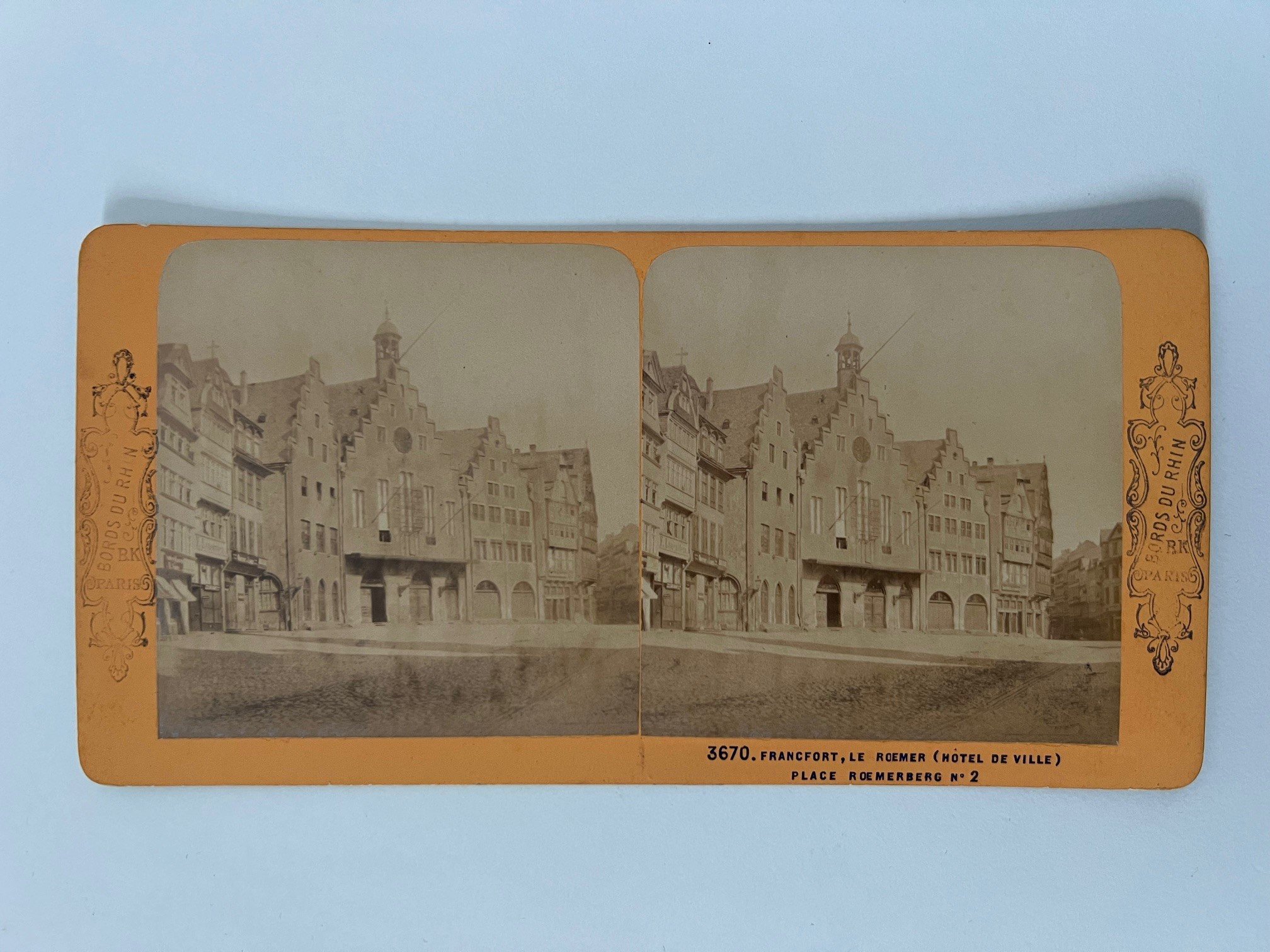 Stereobild, Unbekannter Fotograf (B. K.), Frankfurt, Le Roeme (Hotel de Ville) r, ca. 1875. (Taunus-Rhein-Main - Regionalgeschichtliche Sammlung Dr. Stefan Naas CC BY-NC-SA)