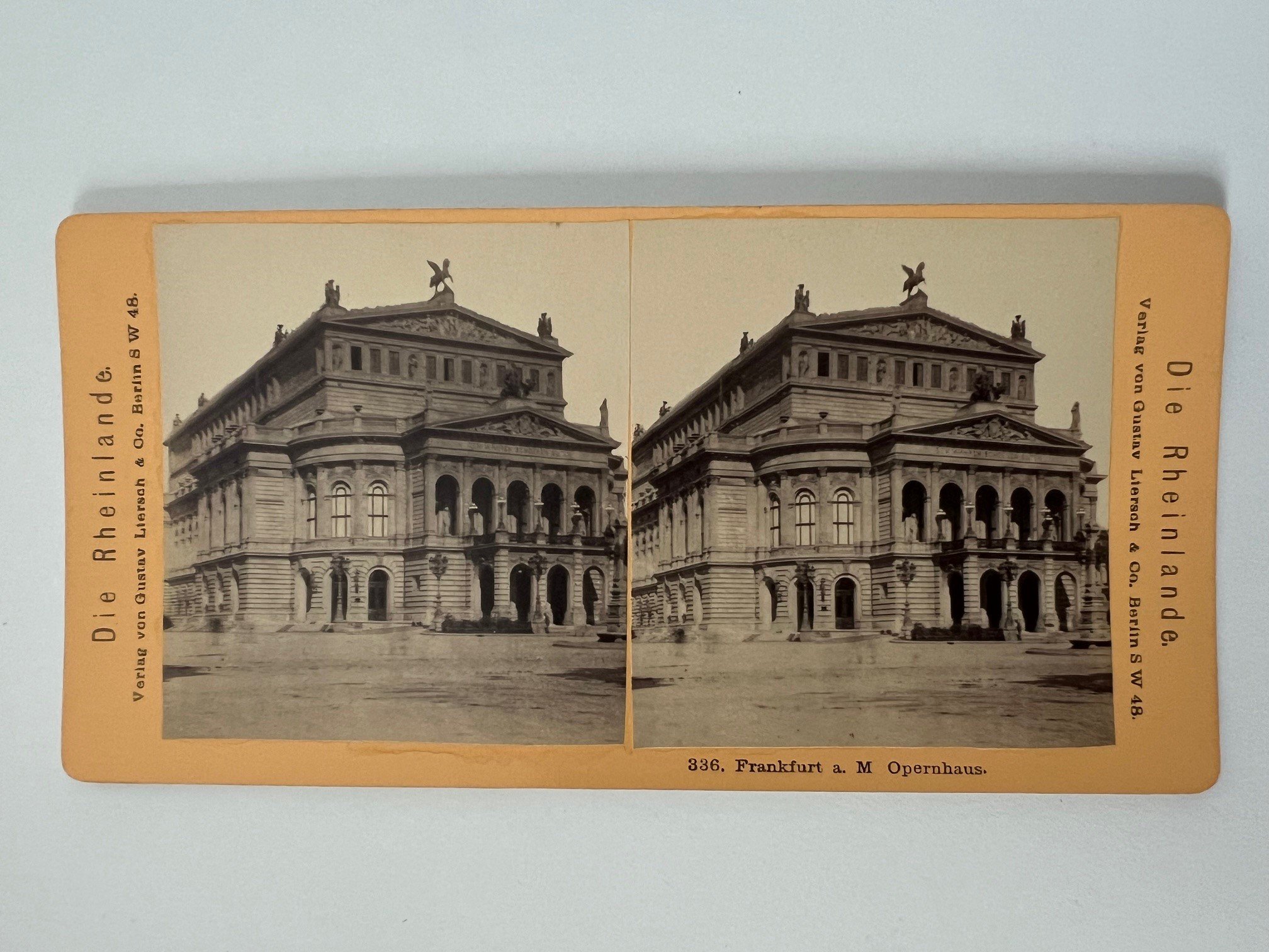 Stereobild, Verlag Gustav Liersch, Frankfurt, Nr. 336, Opernhaus, ca. 1881. (Taunus-Rhein-Main - Regionalgeschichtliche Sammlung Dr. Stefan Naas CC BY-NC-SA)