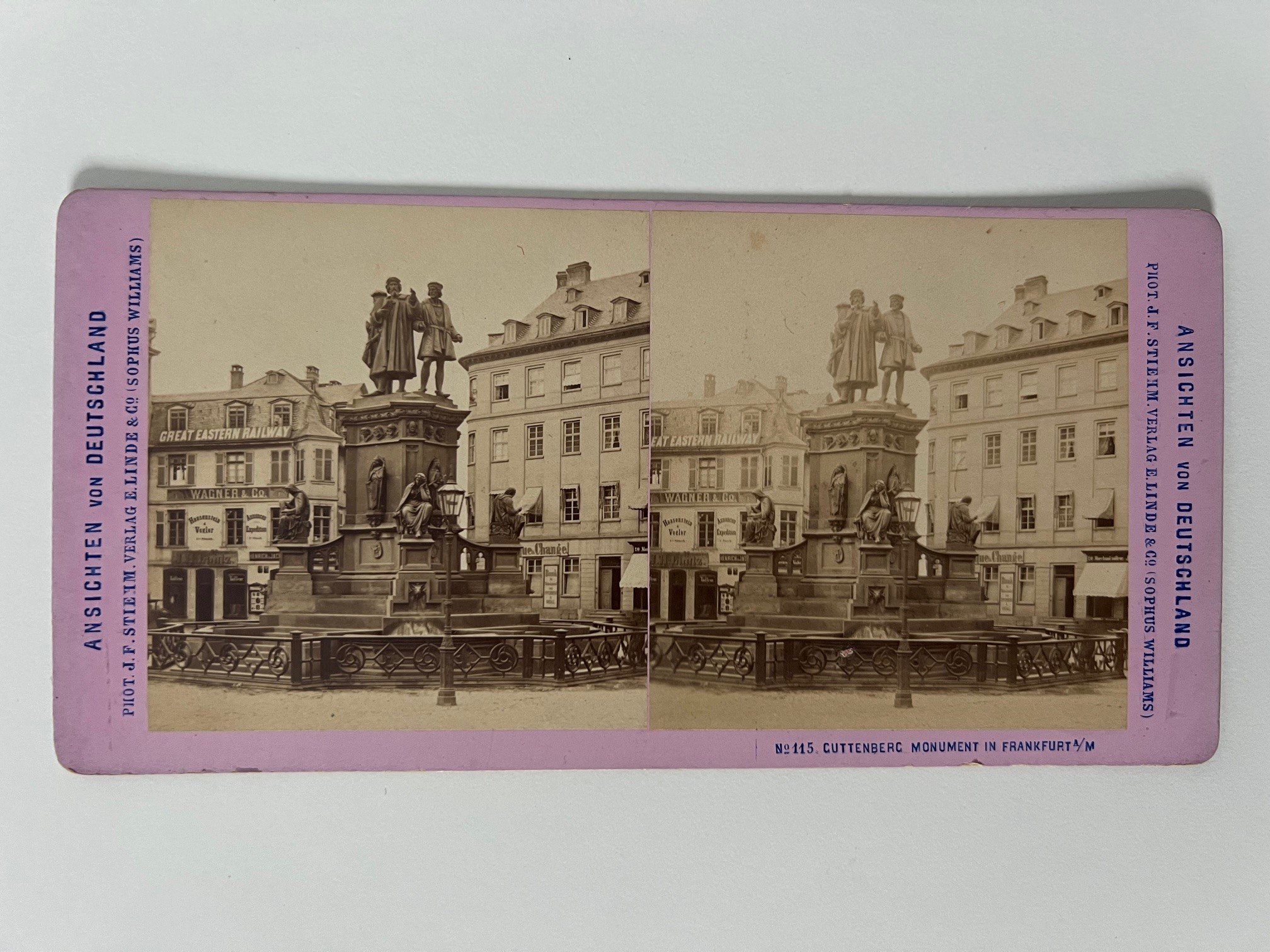 Stereobild, Johann Friedrich Stiehm, Frankfurt, Nr. 115, Guttenberg Monument, ca. 1880. (Taunus-Rhein-Main - Regionalgeschichtliche Sammlung Dr. Stefan Naas CC BY-NC-SA)