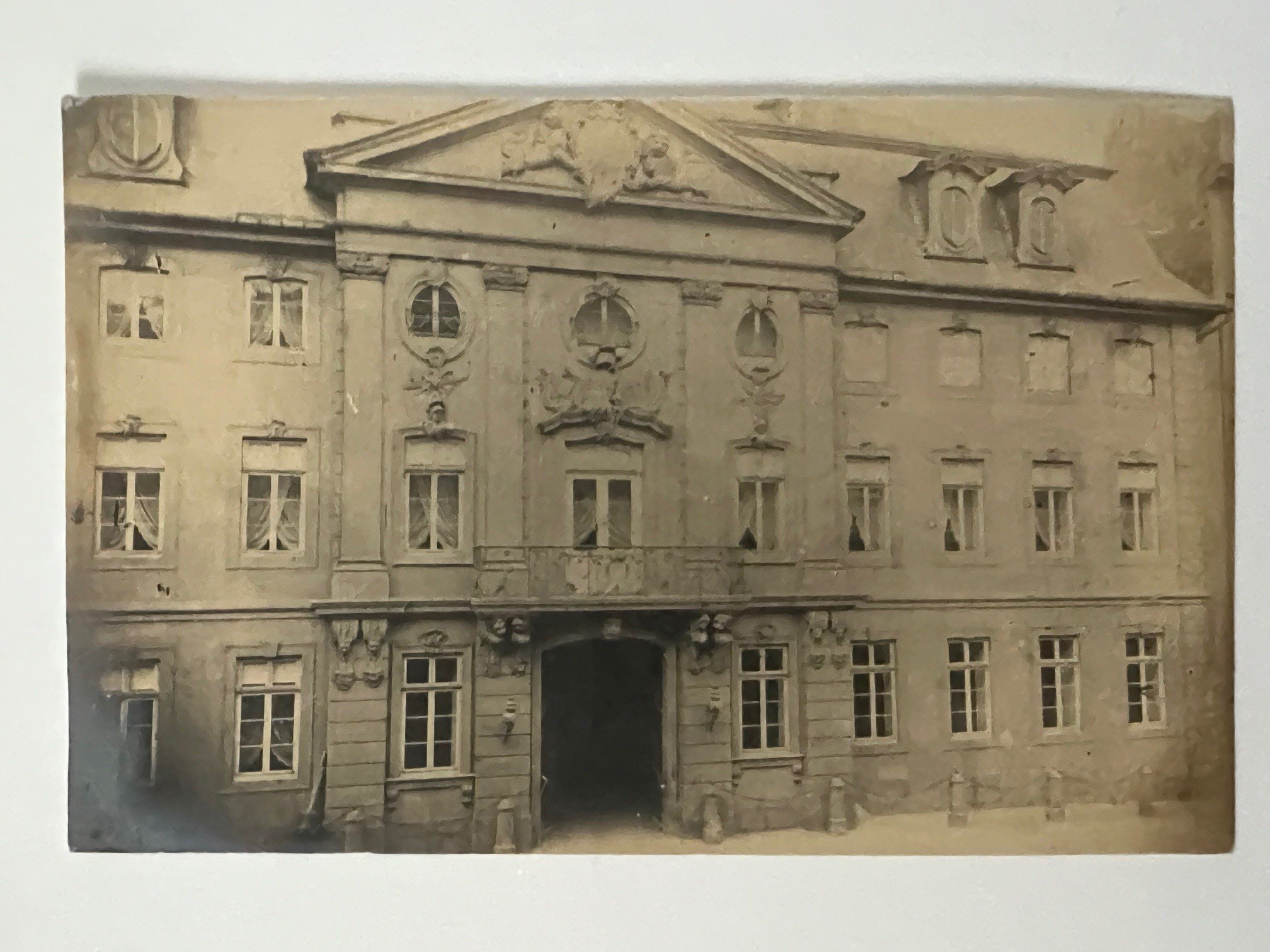Gottfried Vömel, Frankfurt, Unbekanntes Gebäude, Abzug nach einer alten Platte von Carl Friedrich Mylius von 1880, ca. 1905. (Taunus-Rhein-Main - Regionalgeschichtliche Sammlung Dr. Stefan Naas CC BY-NC-SA)