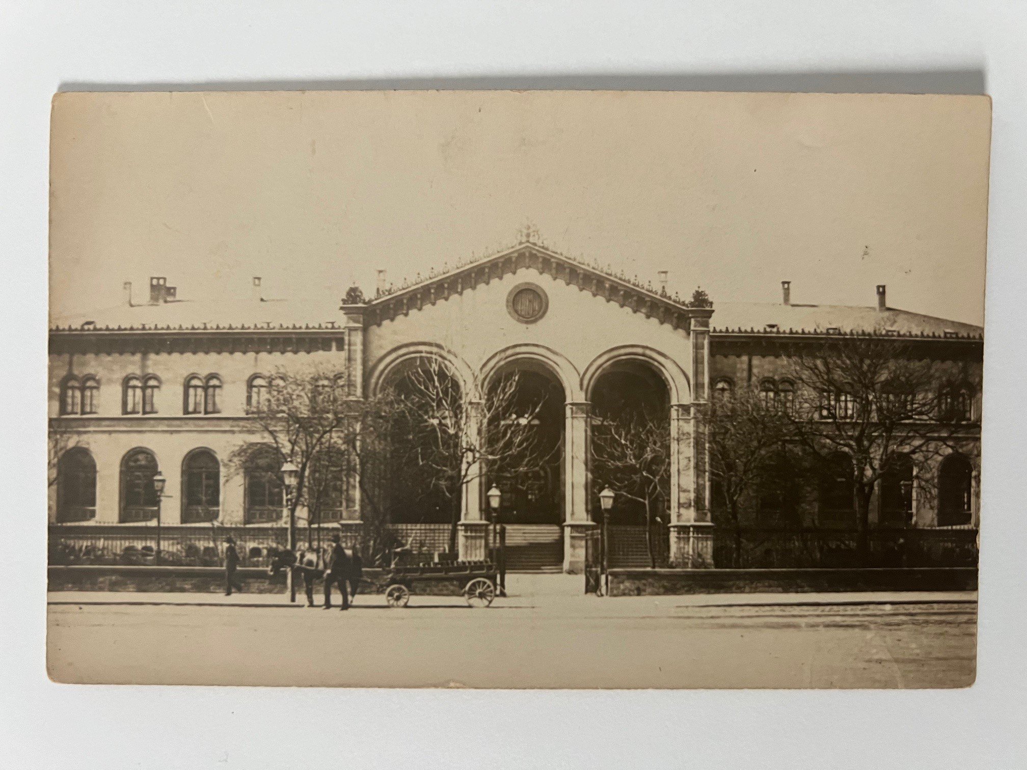 Gottfried Vömel, Frankfurt, Der Main-Neckarbahnhof von Osten, nach einer alten Platte von 1891, ca. 1905. (Taunus-Rhein-Main - Regionalgeschichtliche Sammlung Dr. Stefan Naas CC BY-NC-SA)