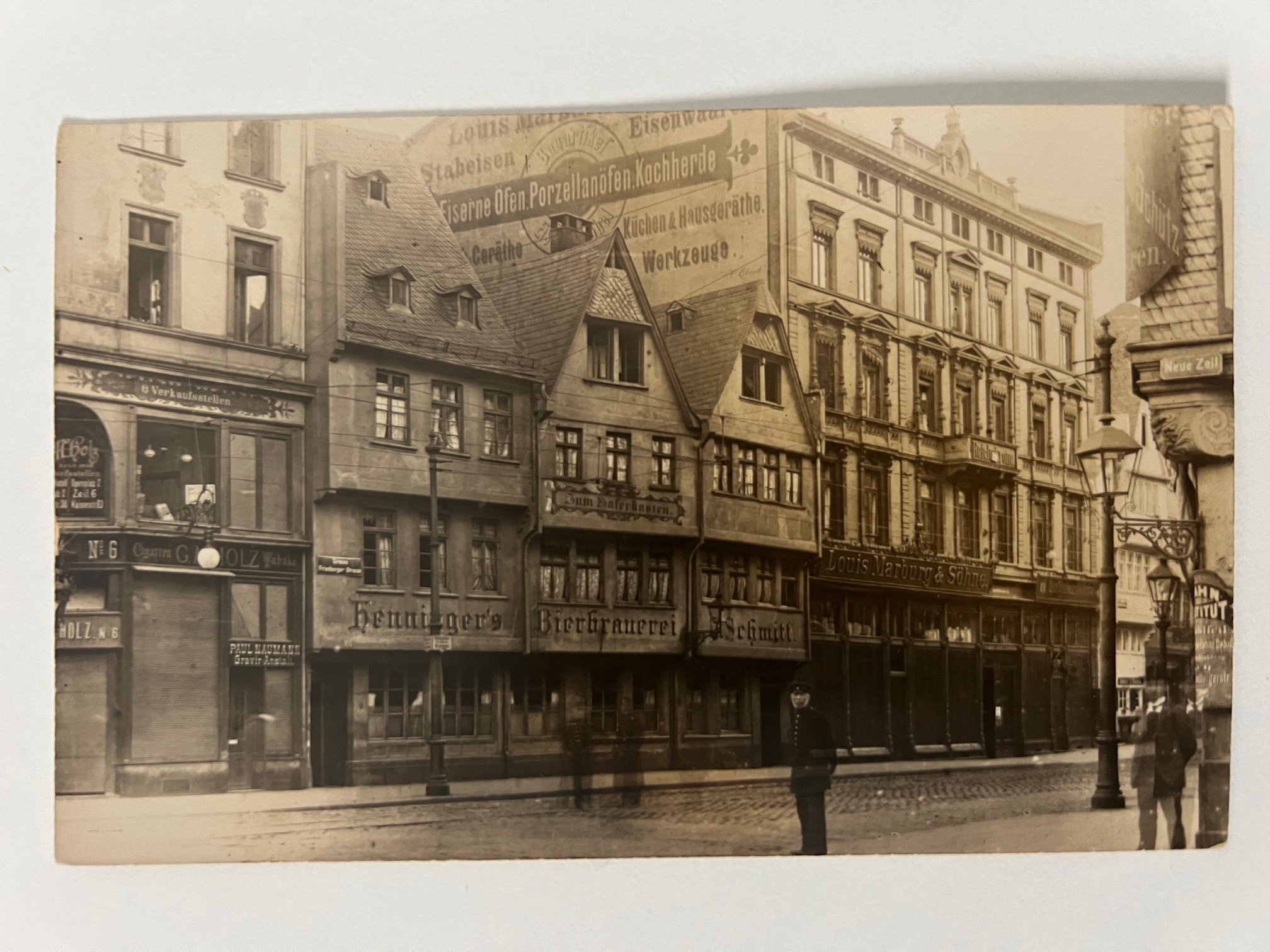 Gottfried Vömel, Frankfurt, Große Friedberger Straße, Gasthof zum Haferkasten, 1902. (Taunus-Rhein-Main - Regionalgeschichtliche Sammlung Dr. Stefan Naas CC BY-NC-SA)