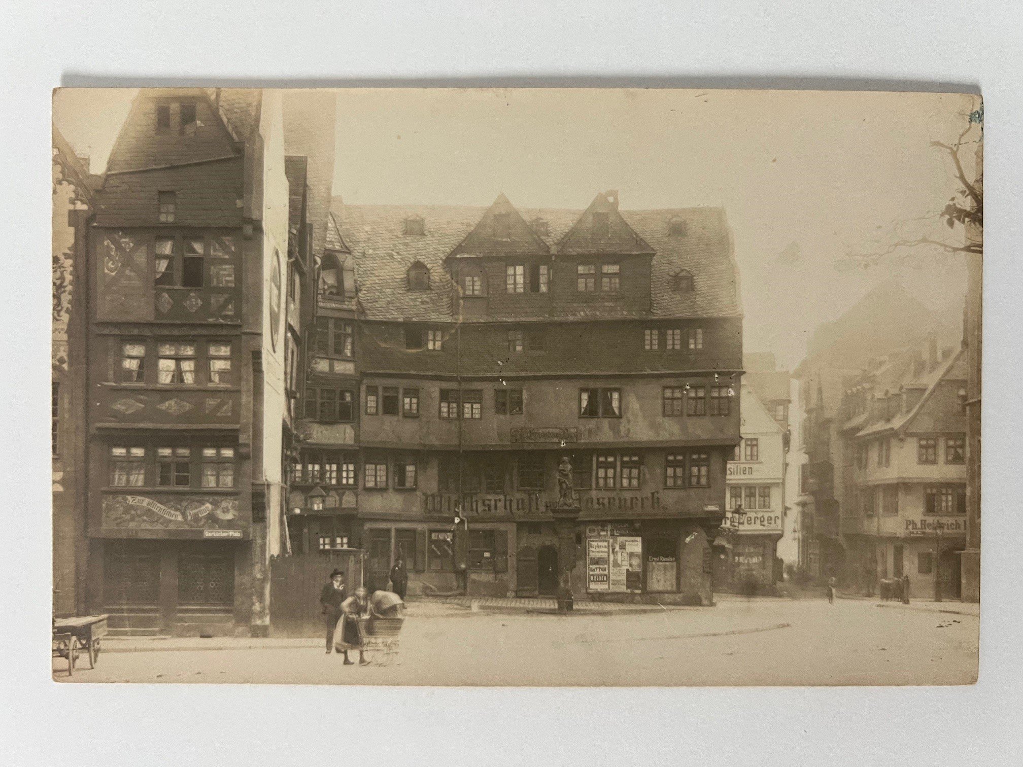 Gottfried Vömel, Frankfurt, Das Roseneck, 1902. (Taunus-Rhein-Main - Regionalgeschichtliche Sammlung Dr. Stefan Naas CC BY-NC-SA)