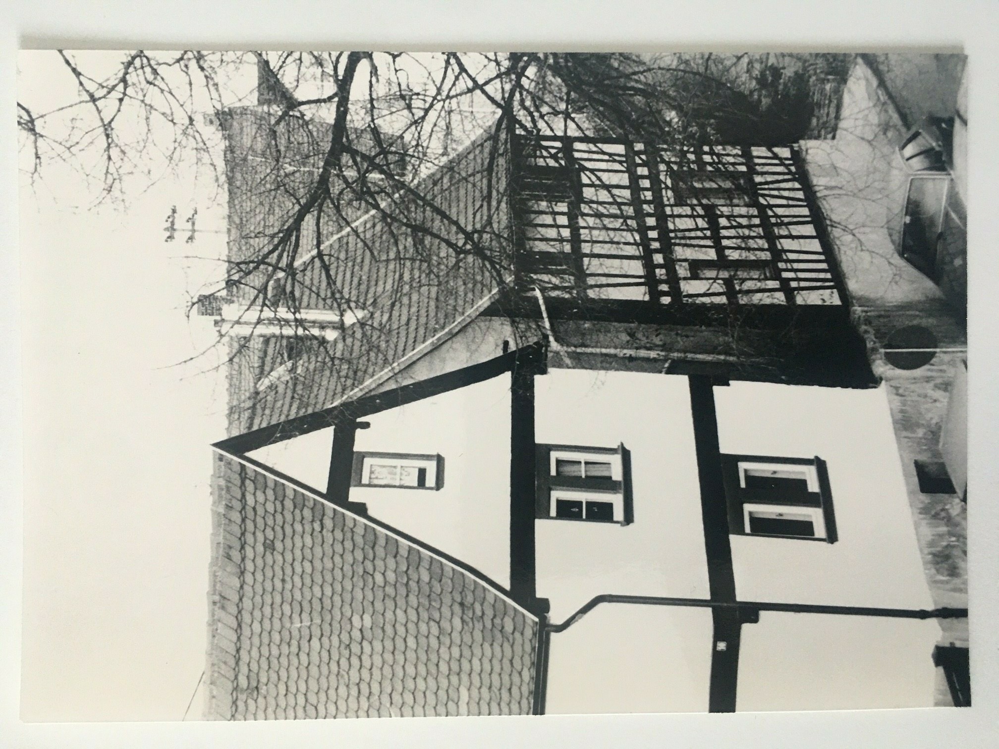Kirchgasse 10 und 12, Steinbach, 1985. (Taunus-Rhein-Main - Regionalgeschichtliche Sammlung Dr. Stefan Naas CC BY-NC-SA)