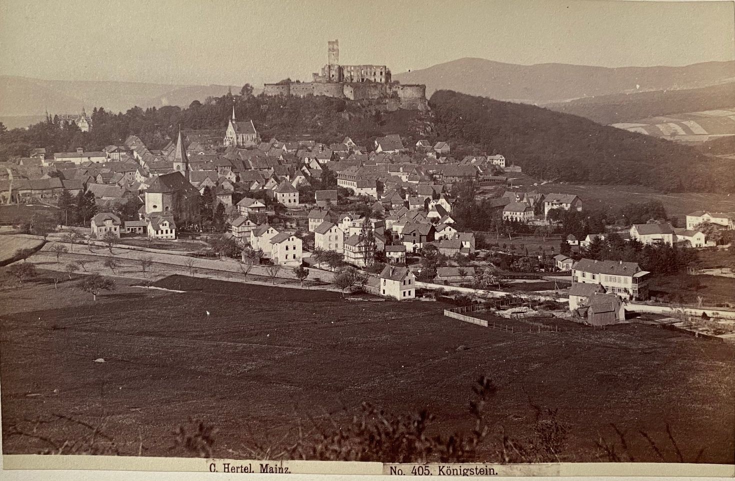 Fotografie, Carl Hertel No. 405, Königstein, ca. 1885 (Taunus-Rhein-Main - Regionalgeschichtliche Sammlung Dr. Stefan Naas CC BY-NC-SA)