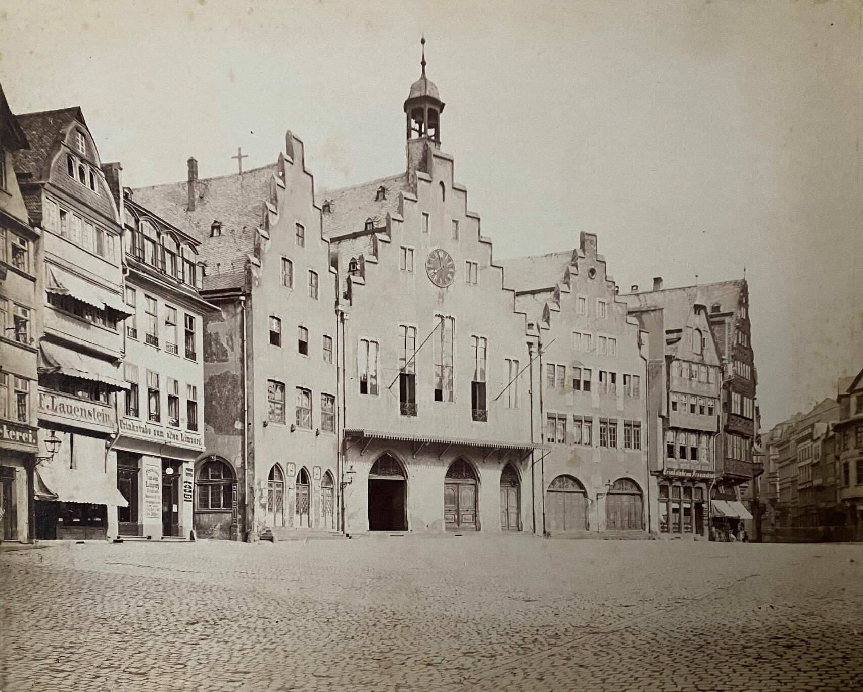 Frankfurt, Römer, ca. 1875 (Taunus-Rhein-Main - Regionalgeschichtliche Sammlung Dr. Stefan Naas CC BY-NC-SA)