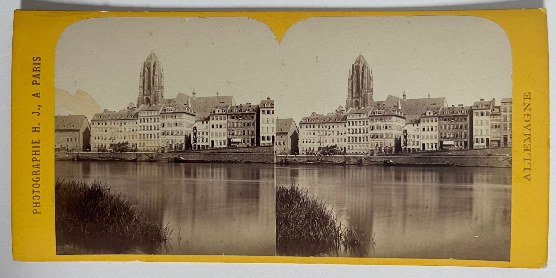 Hippolyte Jouvin, Francfort sur le mein, Nr. 385, La Cathedrale, vue de la rive gauche du Mein, ca. 1866 (Taunus-Rhein-Main - Regionalgeschichtliche Sammlung Dr. Stefan Naas CC BY-NC-SA)