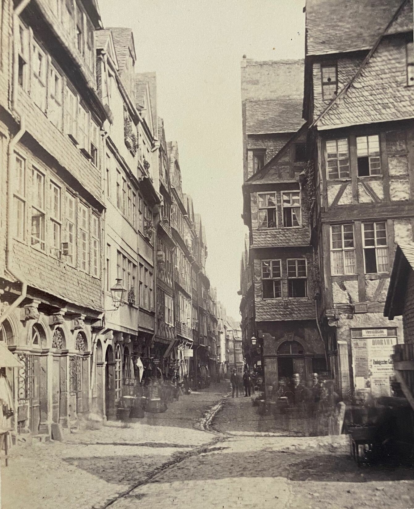 Hippolyte Jouvin, Francfort, Rue de Juifs, ca. 1865 (Taunus-Rhein-Main - Regionalgeschichtliche Sammlung Dr. Stefan Naas CC BY-NC-SA)