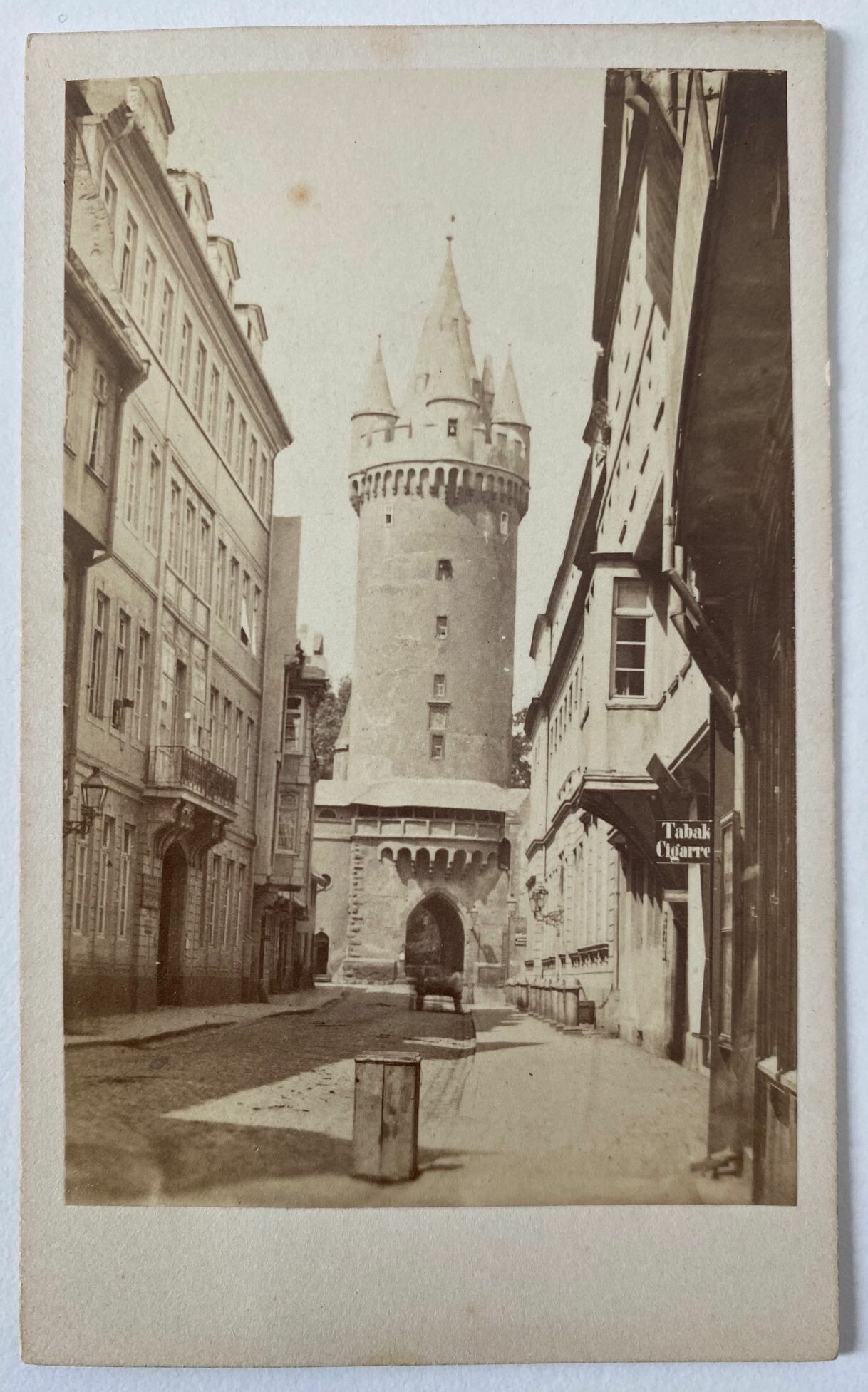 Hippolyte Jouvin, Francfort, Eschenheimer Thurm, ca. 1865 (Taunus-Rhein-Main - Regionalgeschichtliche Sammlung Dr. Stefan Naas CC BY-NC-SA)