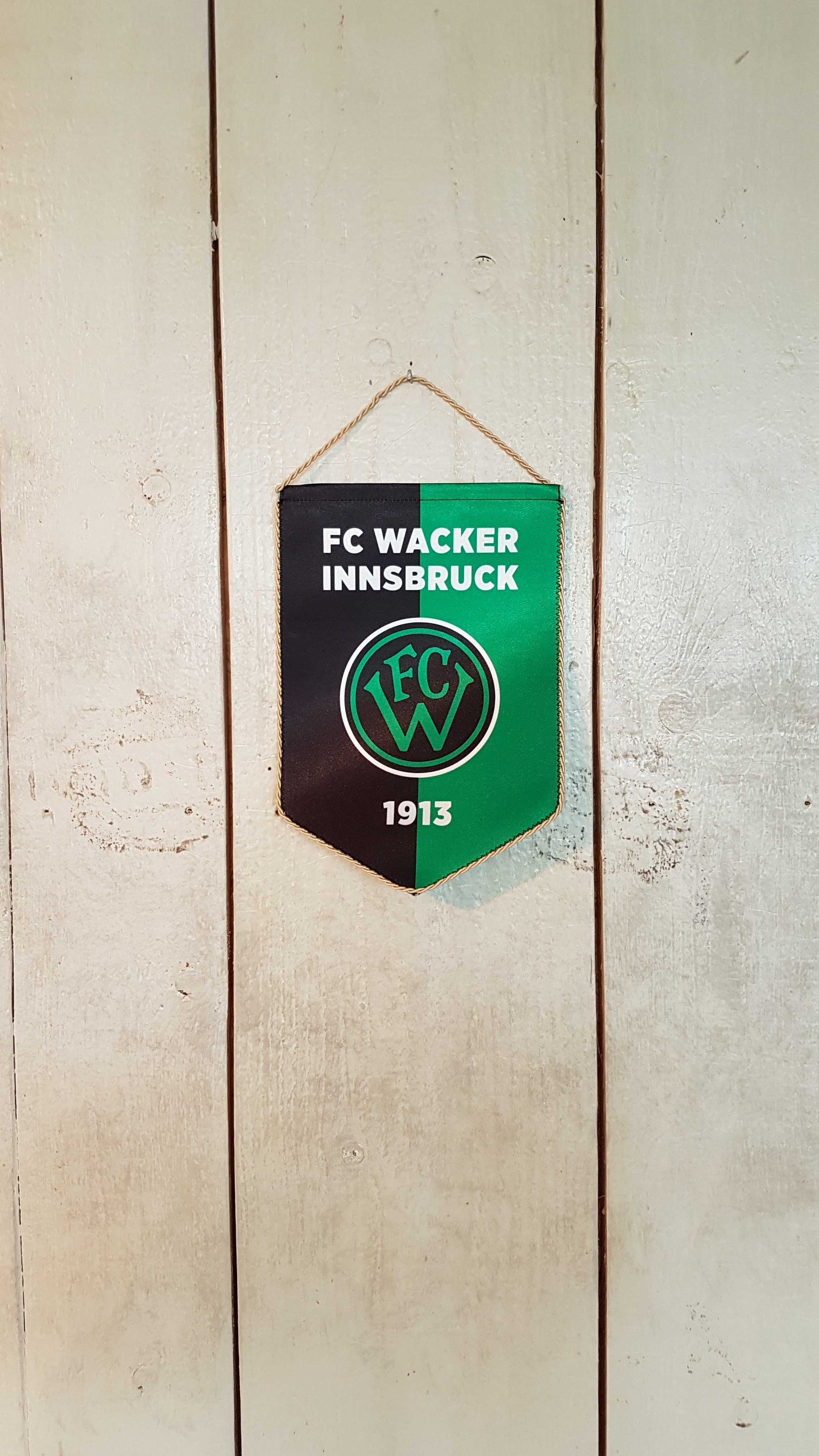 Wimpel FC Wacker Innsbruck (Eintracht Frankfurt Museum GmbH CC BY-NC-SA)
