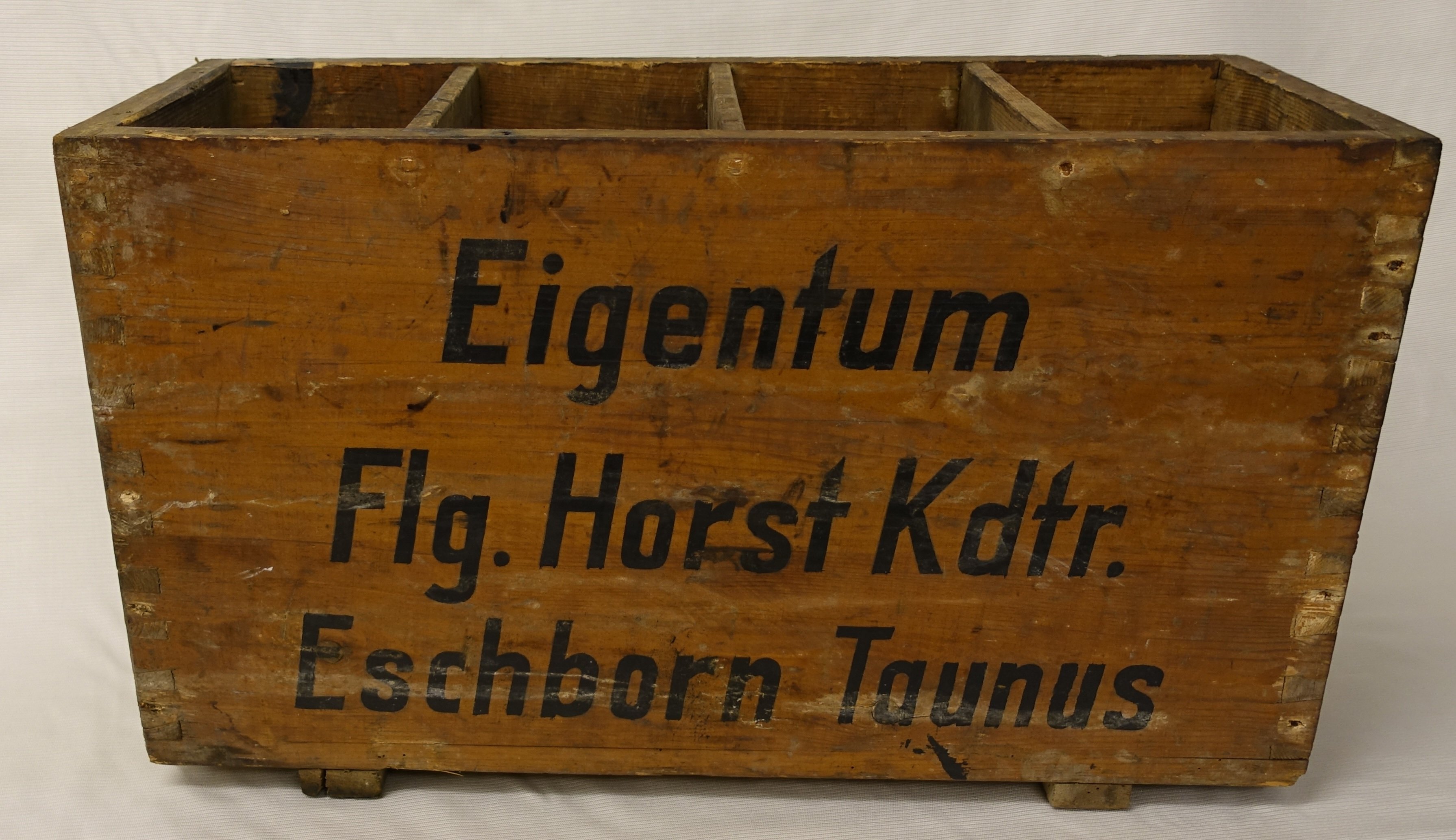 Munitionskiste vom Fliegerhorst Eschborn (Museum der Stadt Eschborn CC BY-NC-SA)