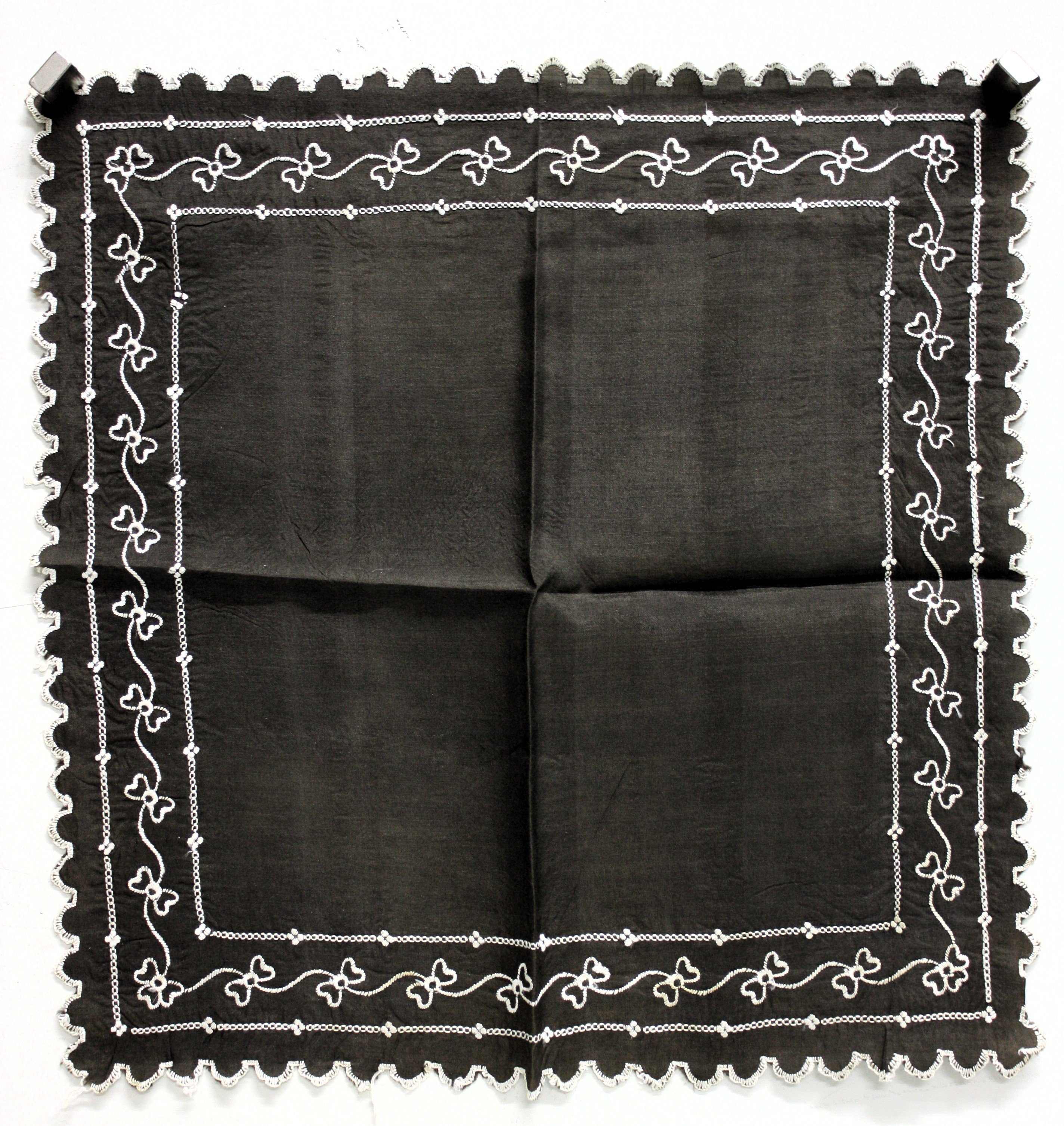 Trauer-Taschentuch (Museum für Sepulkralkultur CC0)