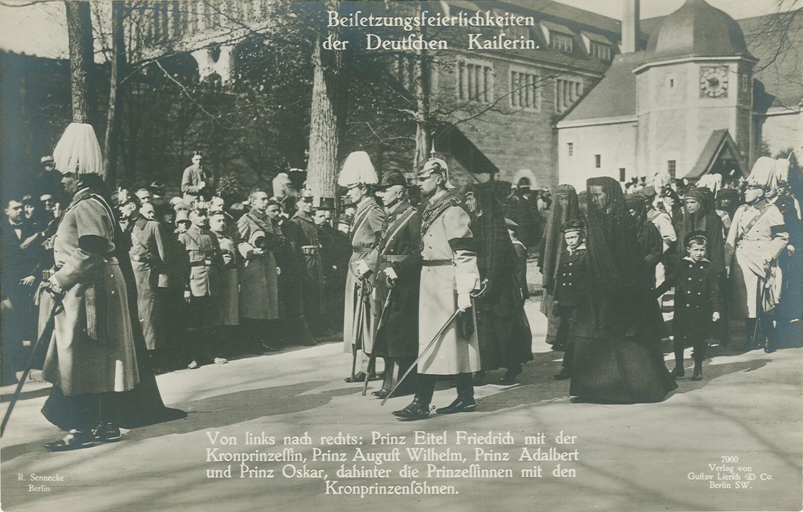 Postkarte "Beisetzungsfeierlichkeiten der Deutschen Kaiserin" (Museum für Sepulkralkultur CC BY-NC-SA)